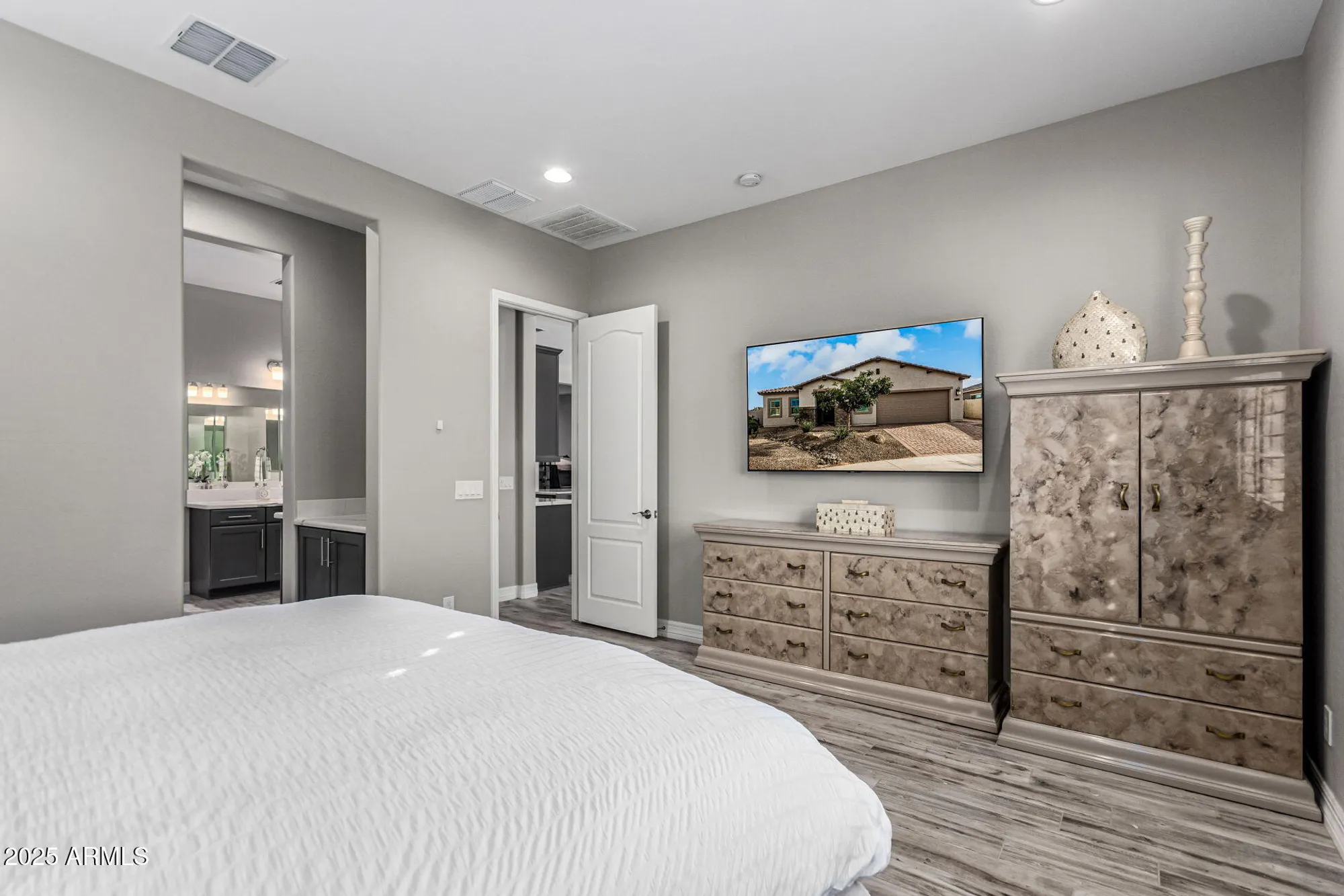 Property Slideshow image 19 of 85 | 17883 w brookwood dr, Goodyear, AZ, 85338