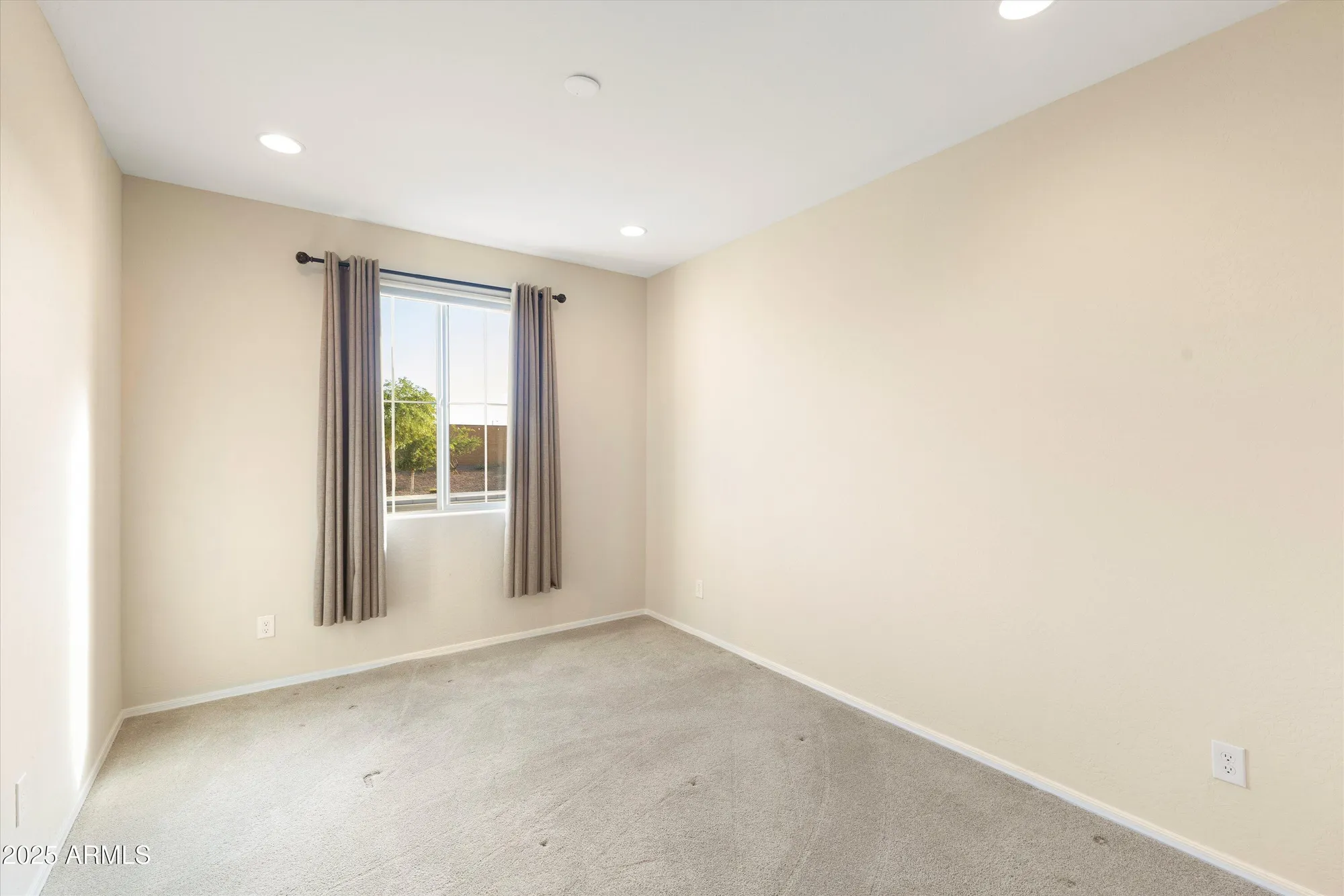 Property Slideshow image 28 of 43 | 21318 n 270th ave, Buckeye, AZ, 85396