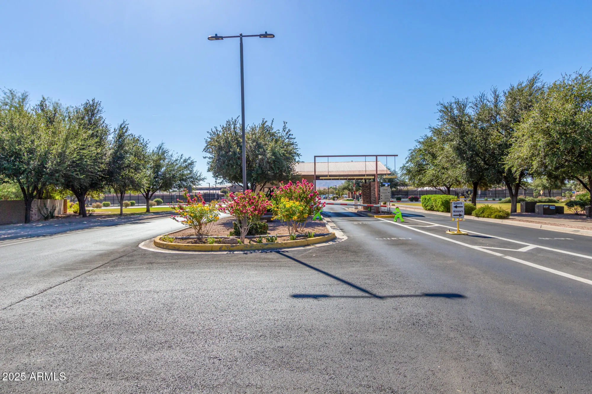 Property Slideshow image 35 of 60 | 4553 e narrowleaf dr, Gilbert, AZ, 85298