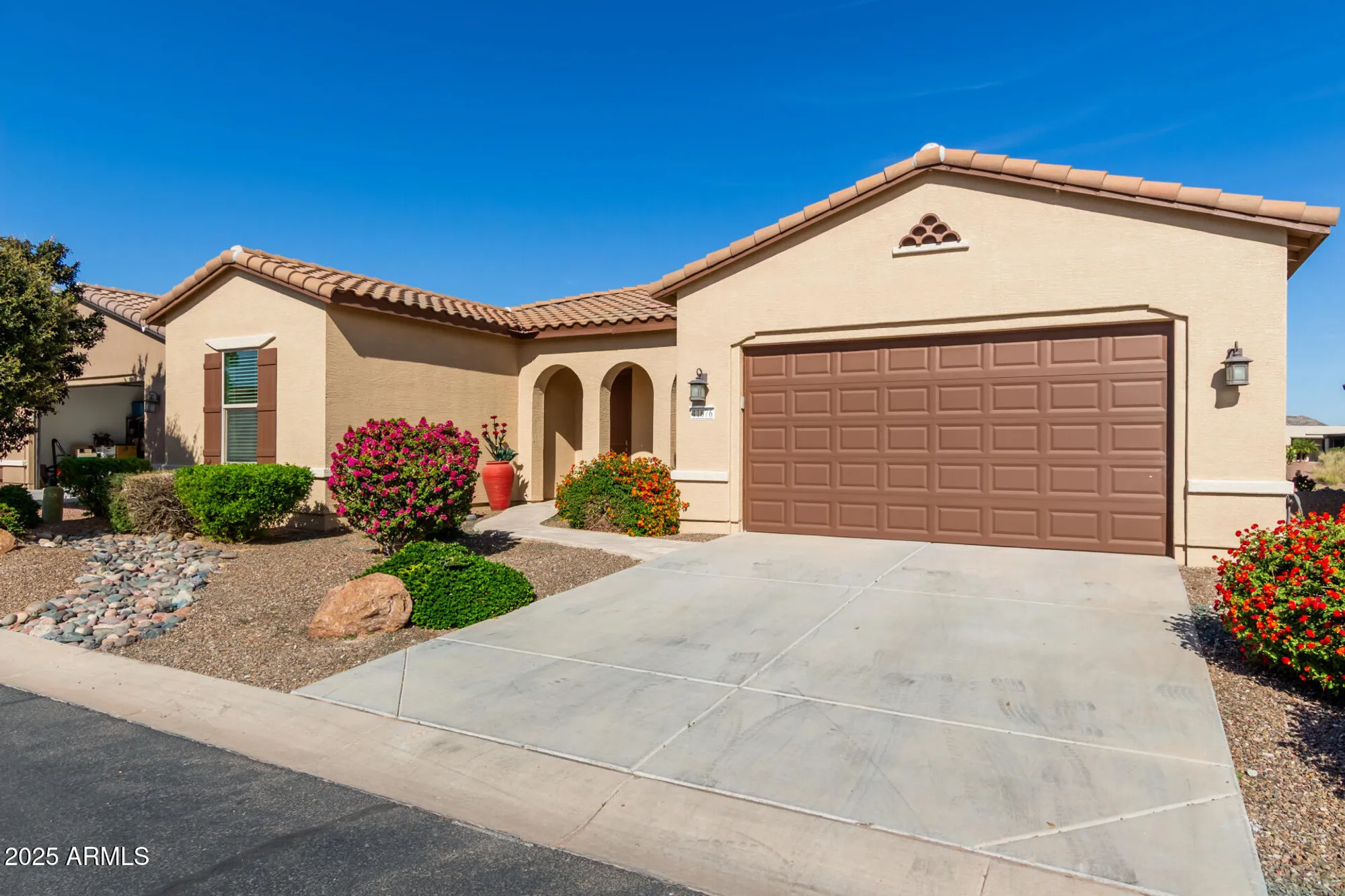 Property Slideshow image 3 of 65 | 41676 w harvest moon dr, Maricopa, AZ, 85138