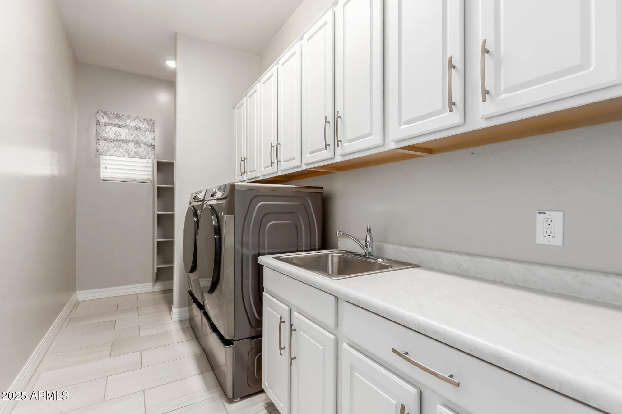 Property Slideshow image 25 of 65 | 41676 w harvest moon dr, Maricopa, AZ, 85138