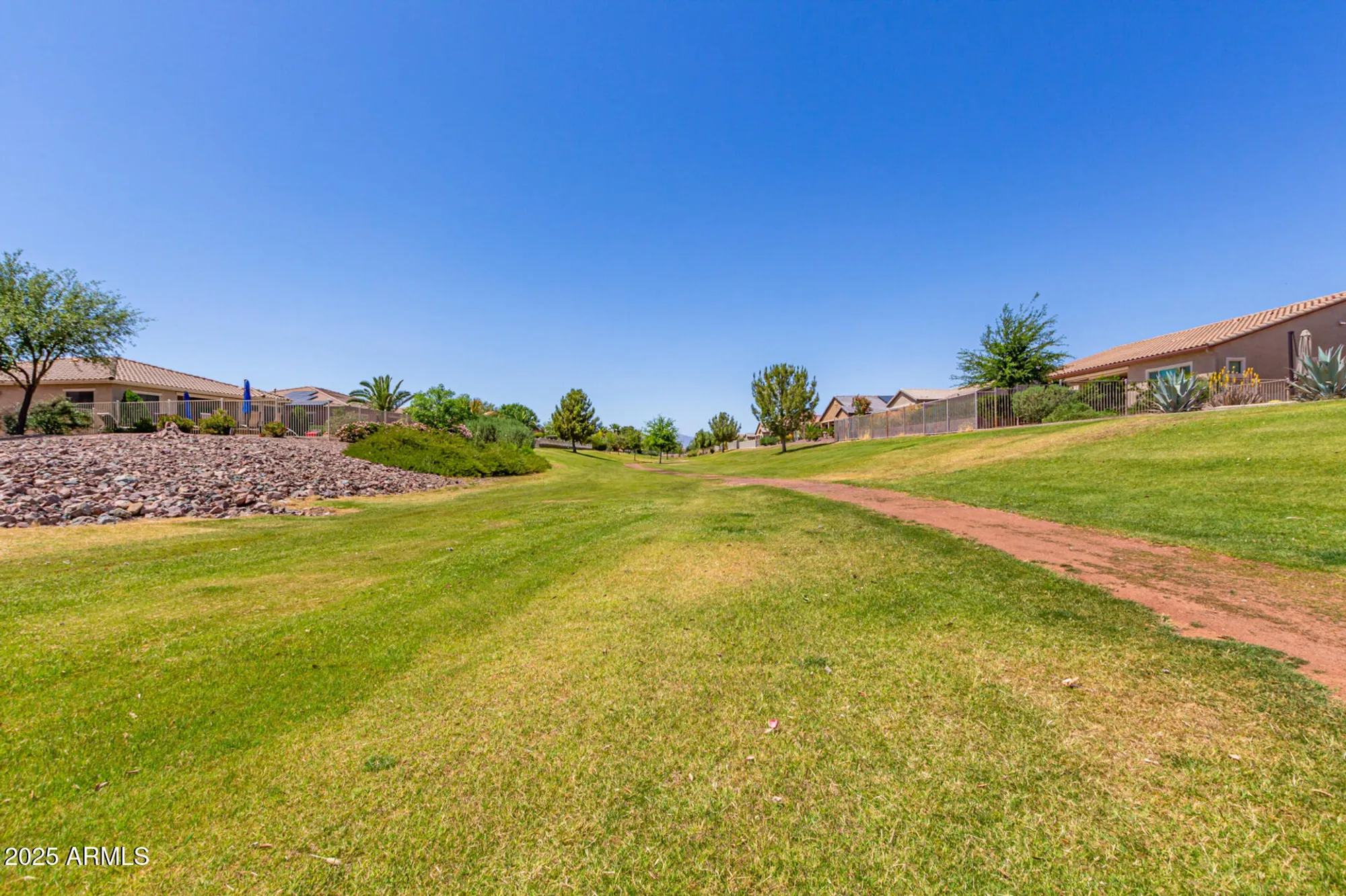Property Slideshow image 32 of 65 | 41676 w harvest moon dr, Maricopa, AZ, 85138