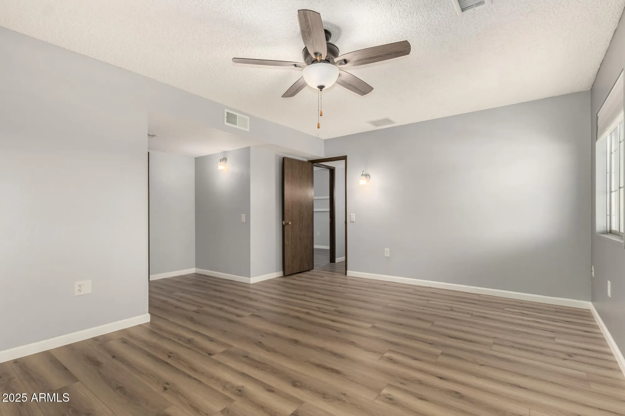 Property Slideshow image 12 of 41 | 18617 n kiva dr, Sun City, AZ, 85373