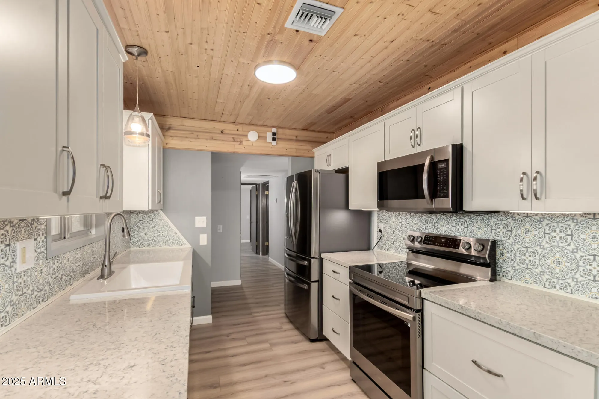 Property Slideshow image 11 of 41 | 18617 n kiva dr, Sun City, AZ, 85373