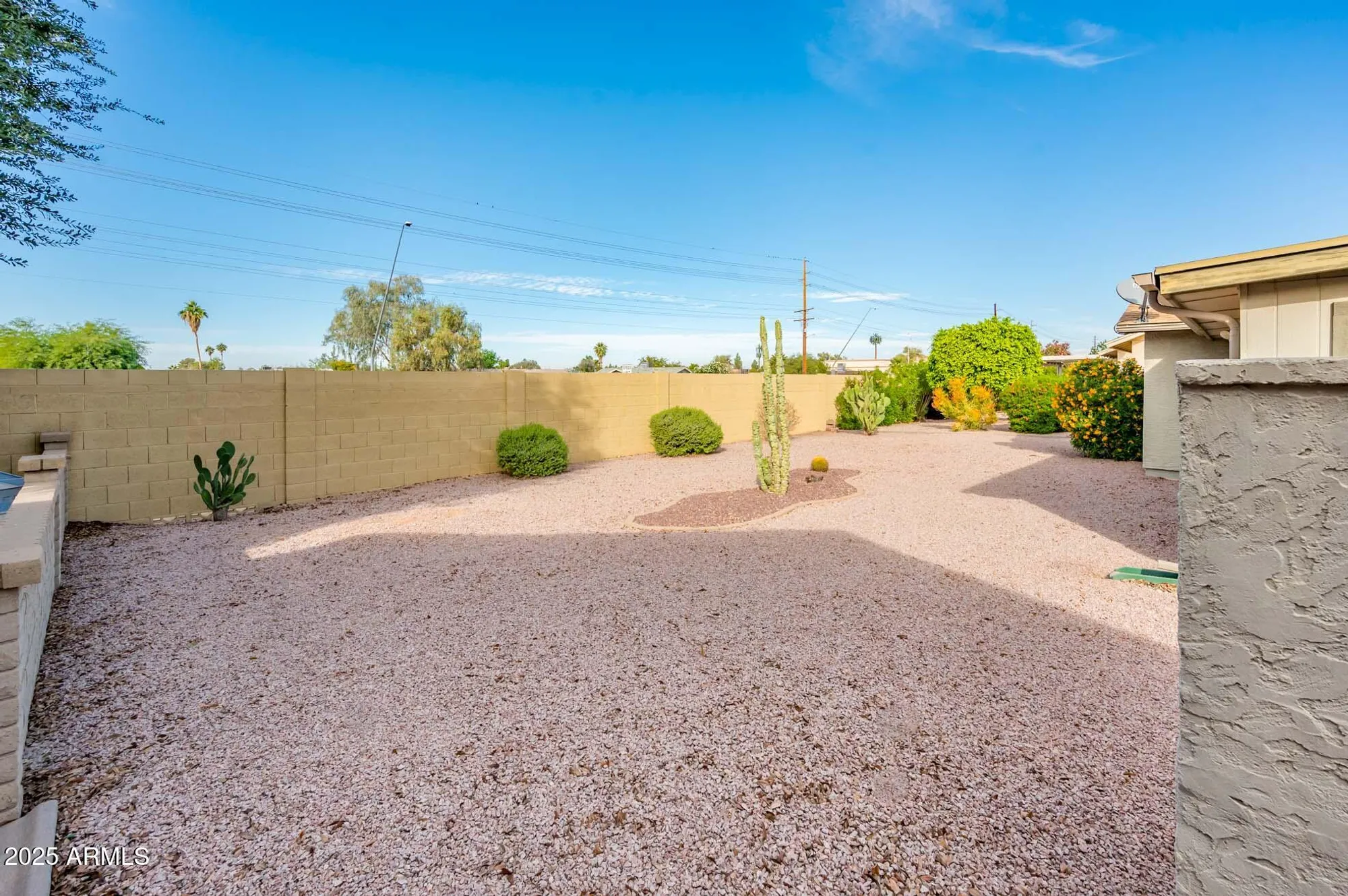 Property Slideshow image 28 of 49 | 538 s 76th pl, Mesa, AZ, 85208