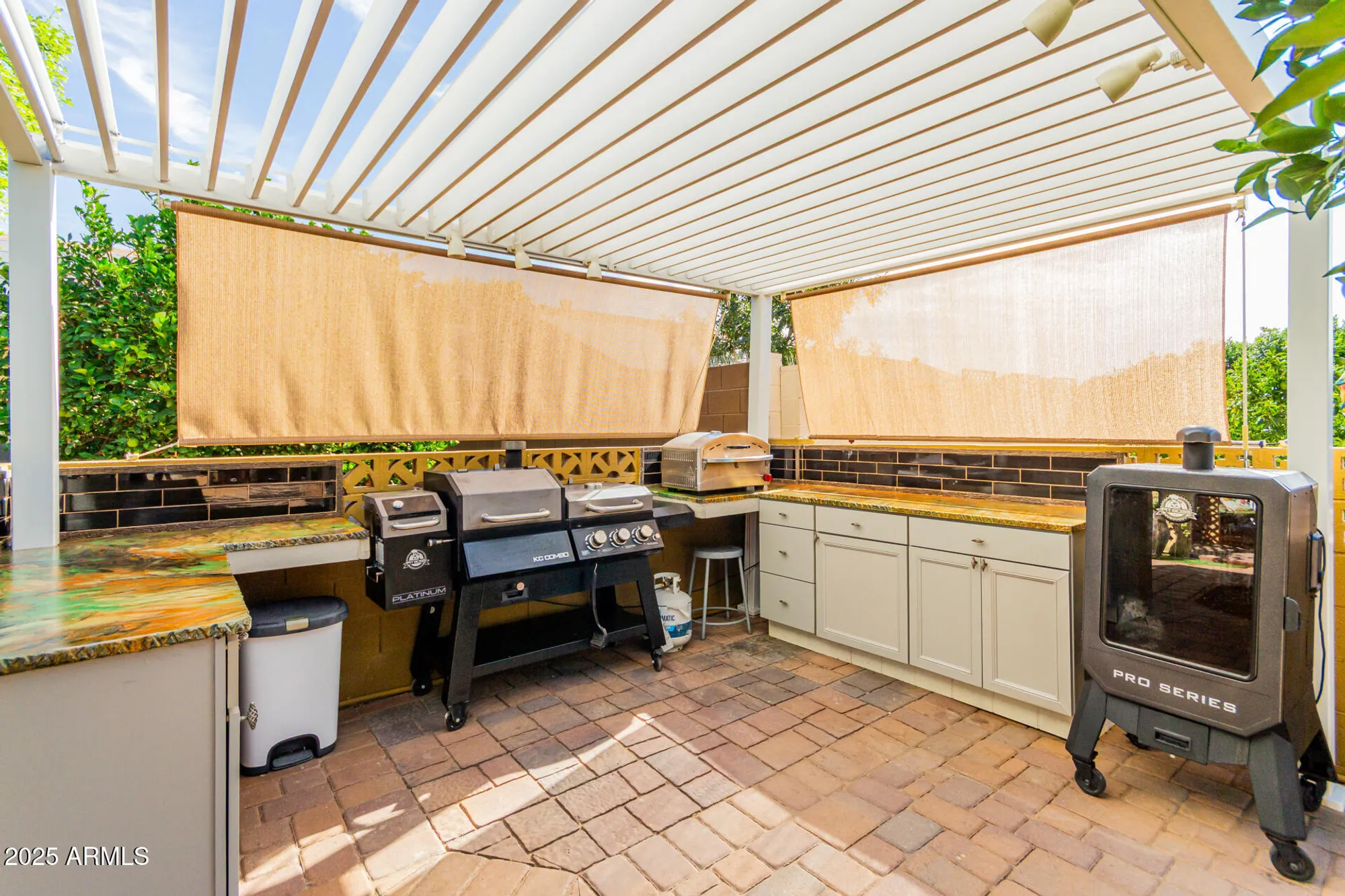 Property Slideshow image 4 of 34 | 905 s 78th st, Mesa, AZ, 85208