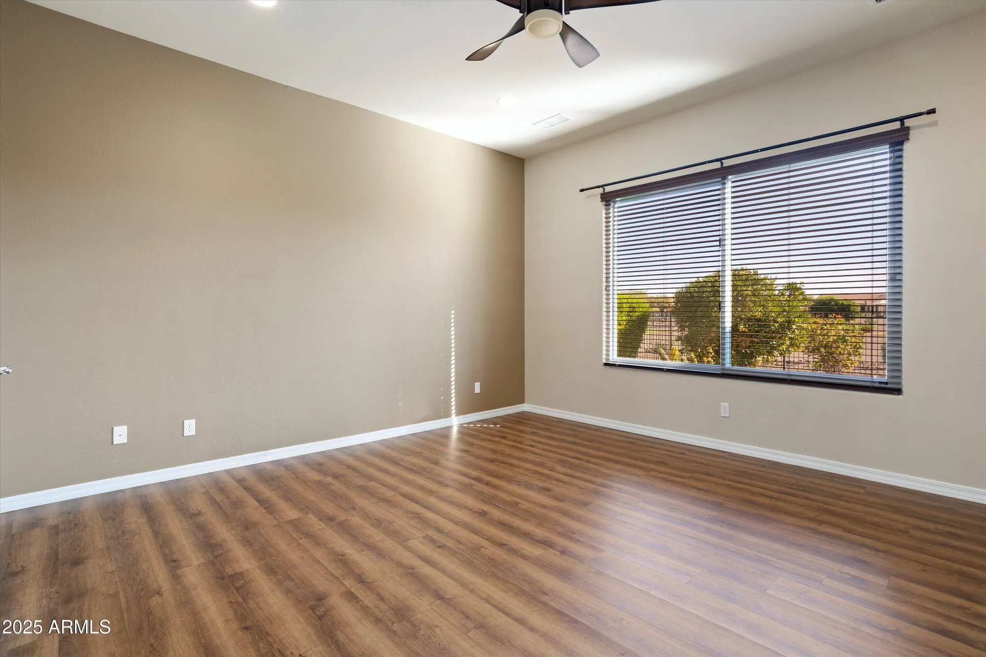 Property Slideshow image 21 of 62 | 20493 n 264th ave, Buckeye, AZ, 85396