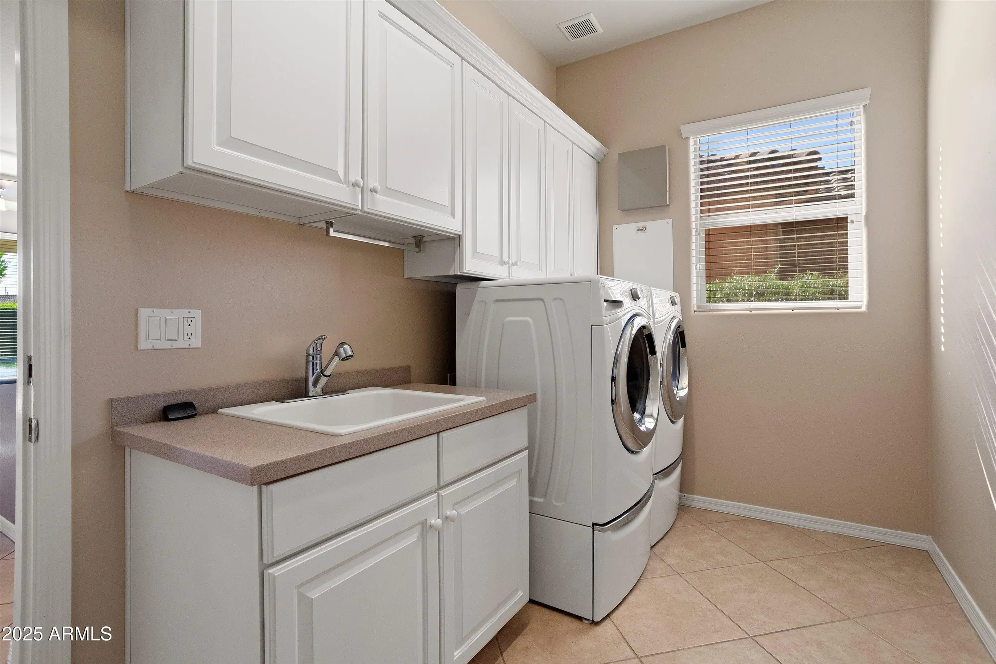 Property Slideshow image 32 of 62 | 20493 n 264th ave, Buckeye, AZ, 85396