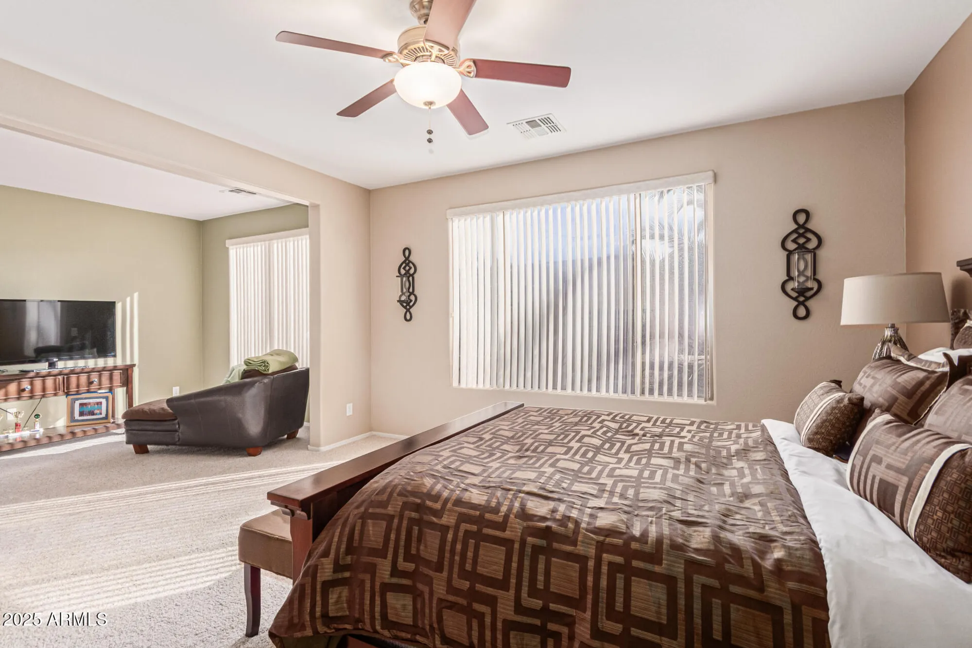 Property Slideshow image 13 of 72 | 42551 w falling star ct, Maricopa, AZ, 85138