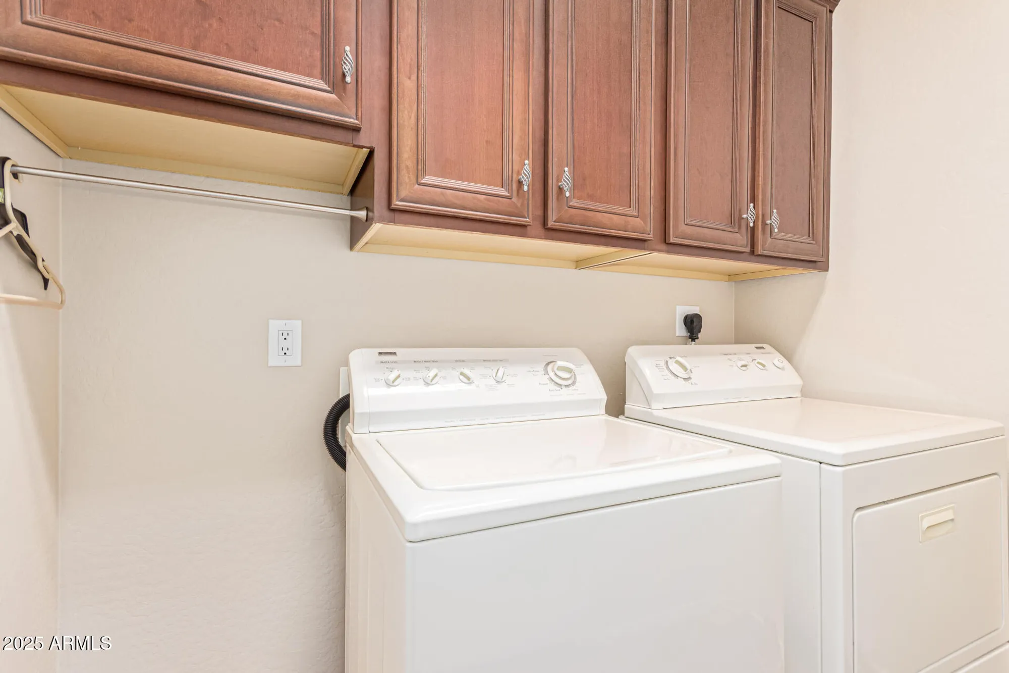 Property Slideshow image 23 of 72 | 42551 w falling star ct, Maricopa, AZ, 85138