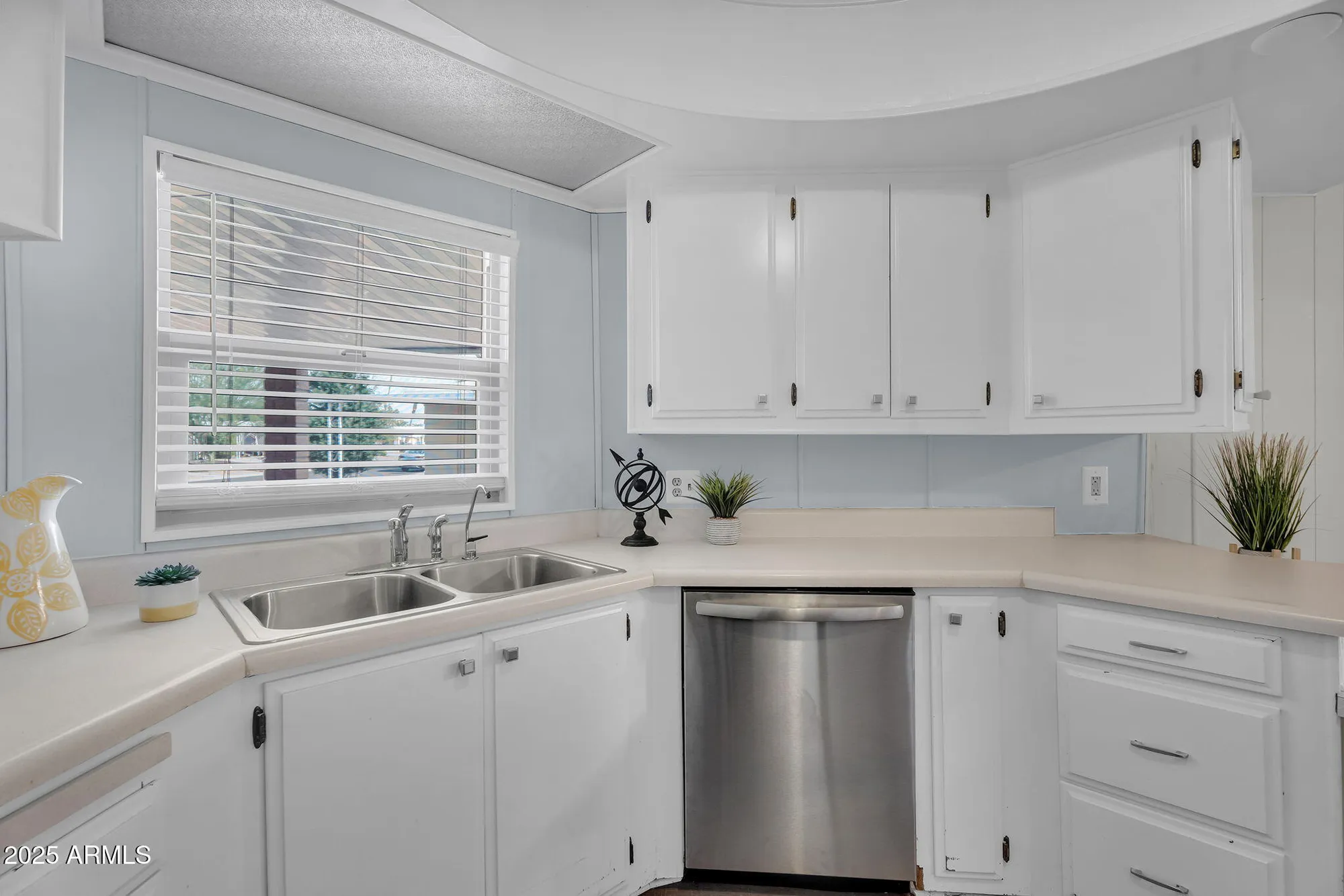 Property Slideshow image 11 of 40 | 8925 e utah ave, Sun Lakes, AZ, 85248