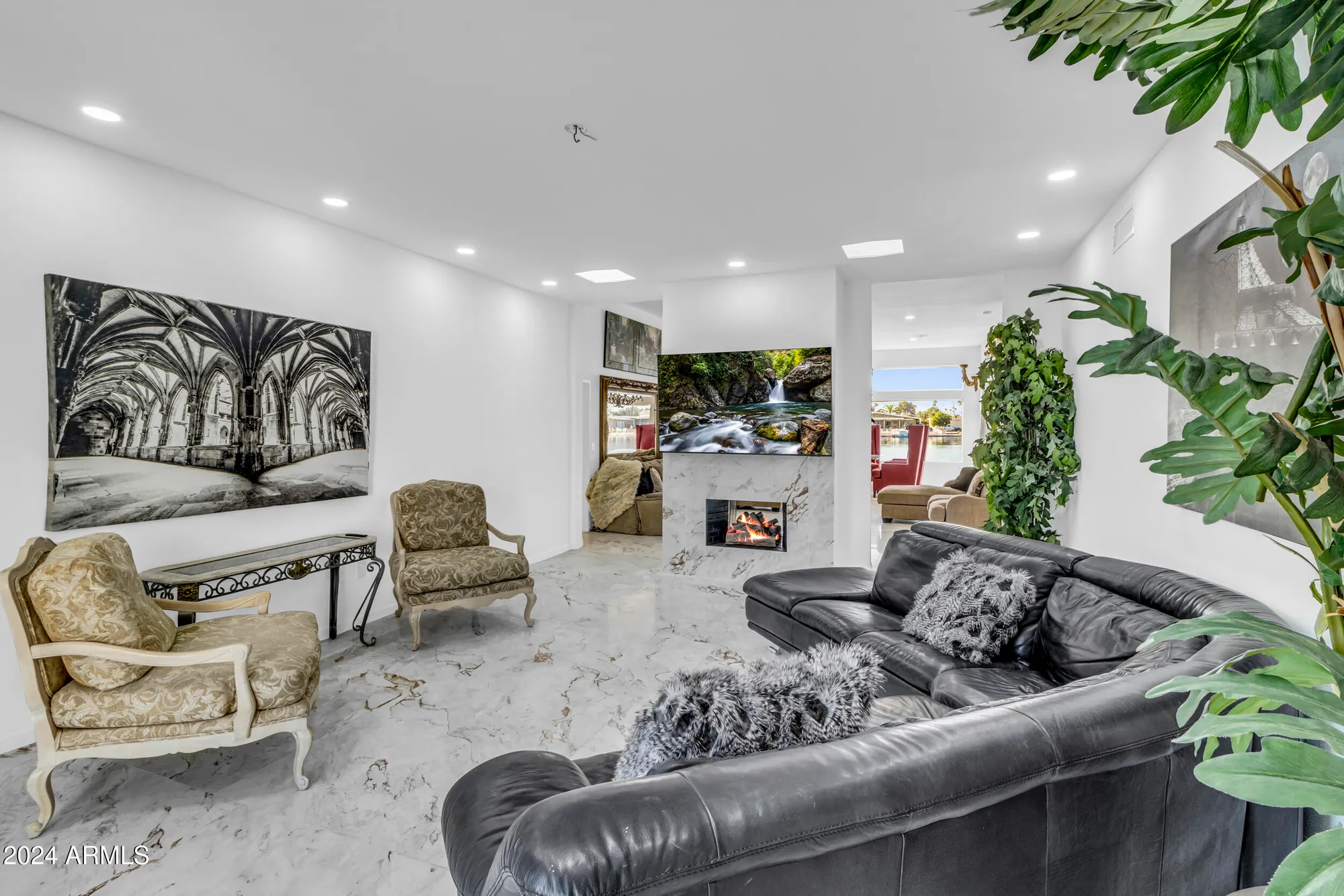 Property Slideshow image 7 of 18 | 10601 w bayside rd, Sun City, AZ, 85351