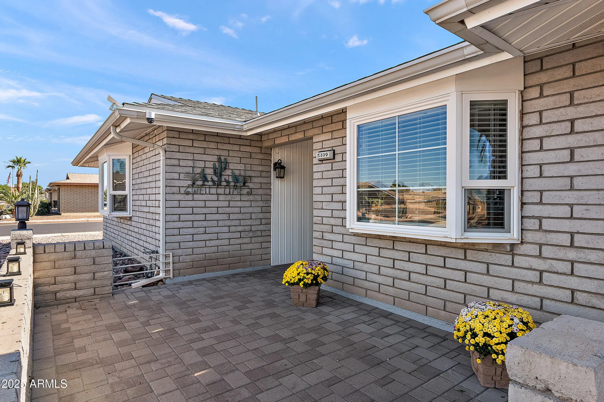 Property Slideshow image 3 of 52 | 5109 e enid ave, Mesa, AZ, 85206