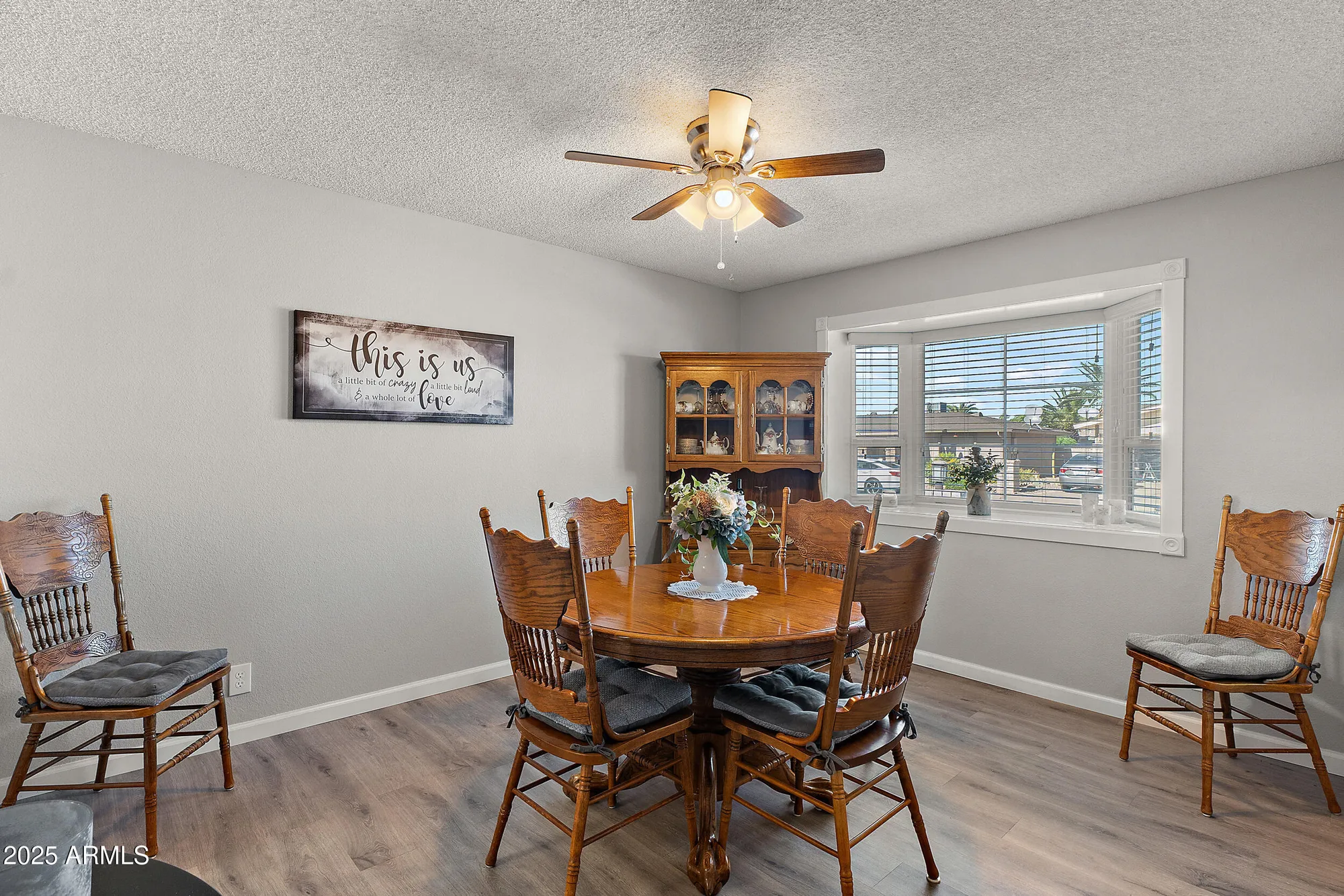 Property Slideshow image 6 of 52 | 5109 e enid ave, Mesa, AZ, 85206