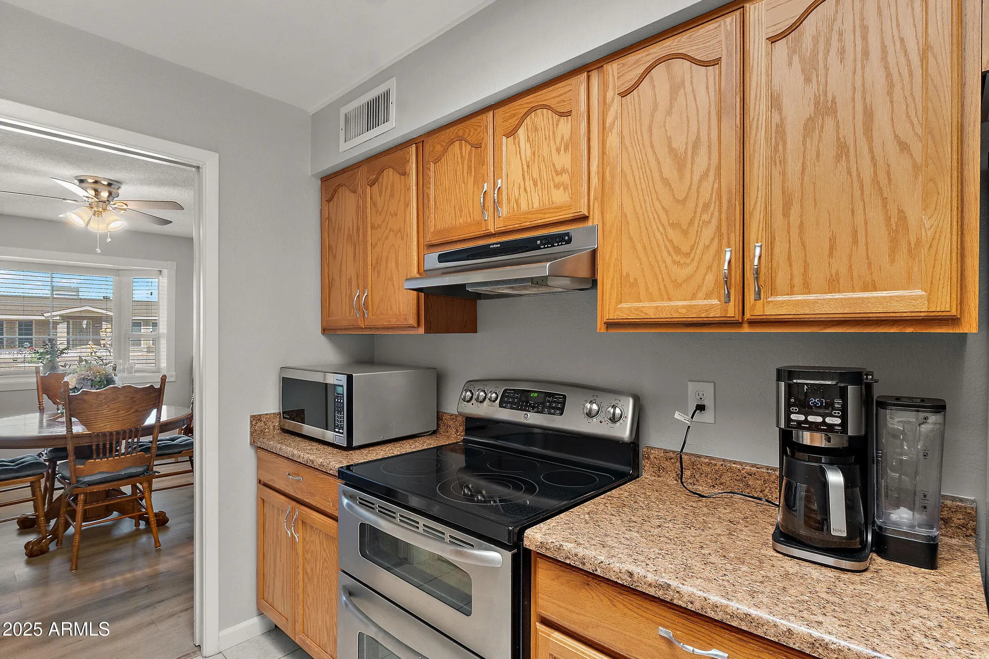 Property Slideshow image 12 of 52 | 5109 e enid ave, Mesa, AZ, 85206