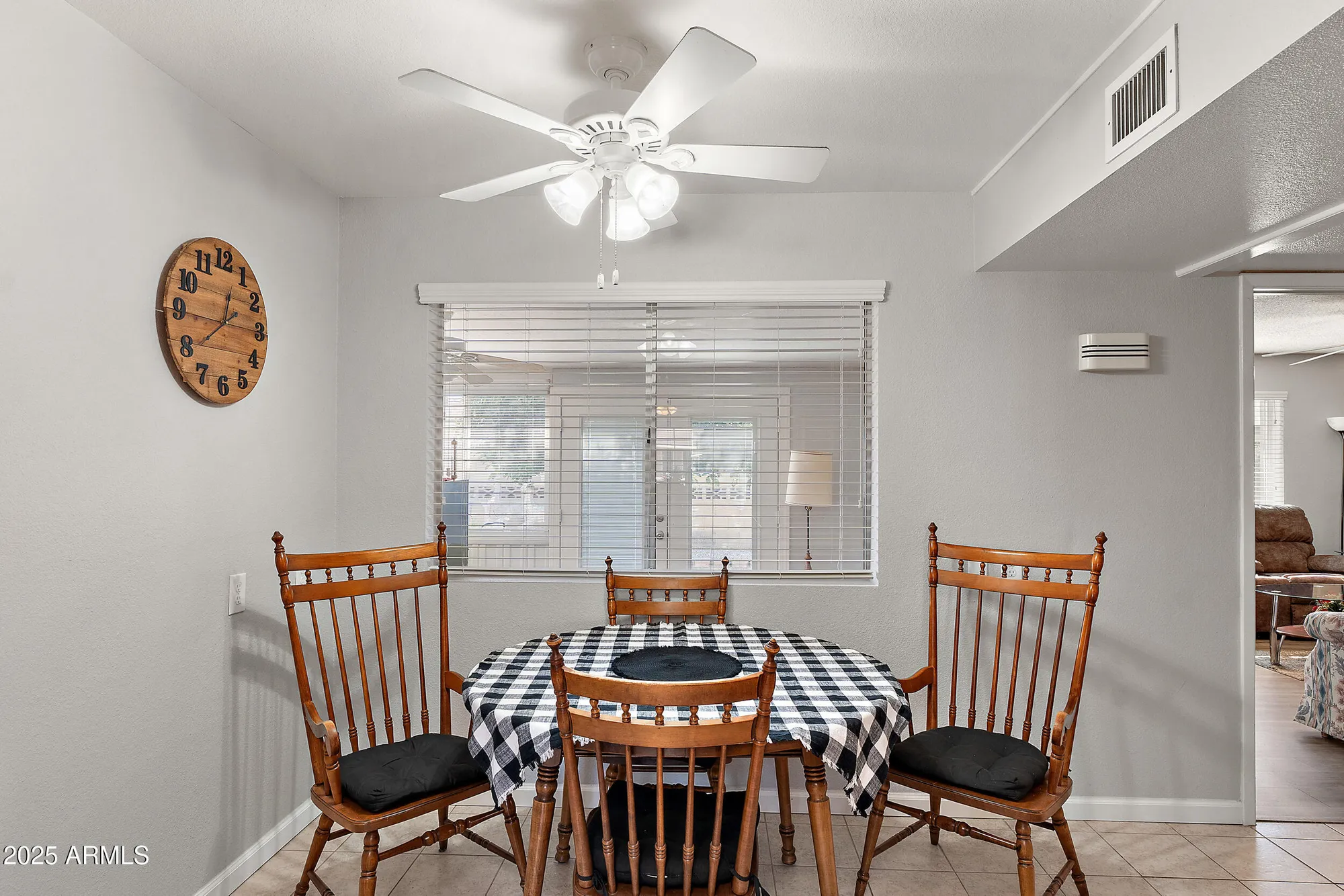 Property Slideshow image 14 of 52 | 5109 e enid ave, Mesa, AZ, 85206