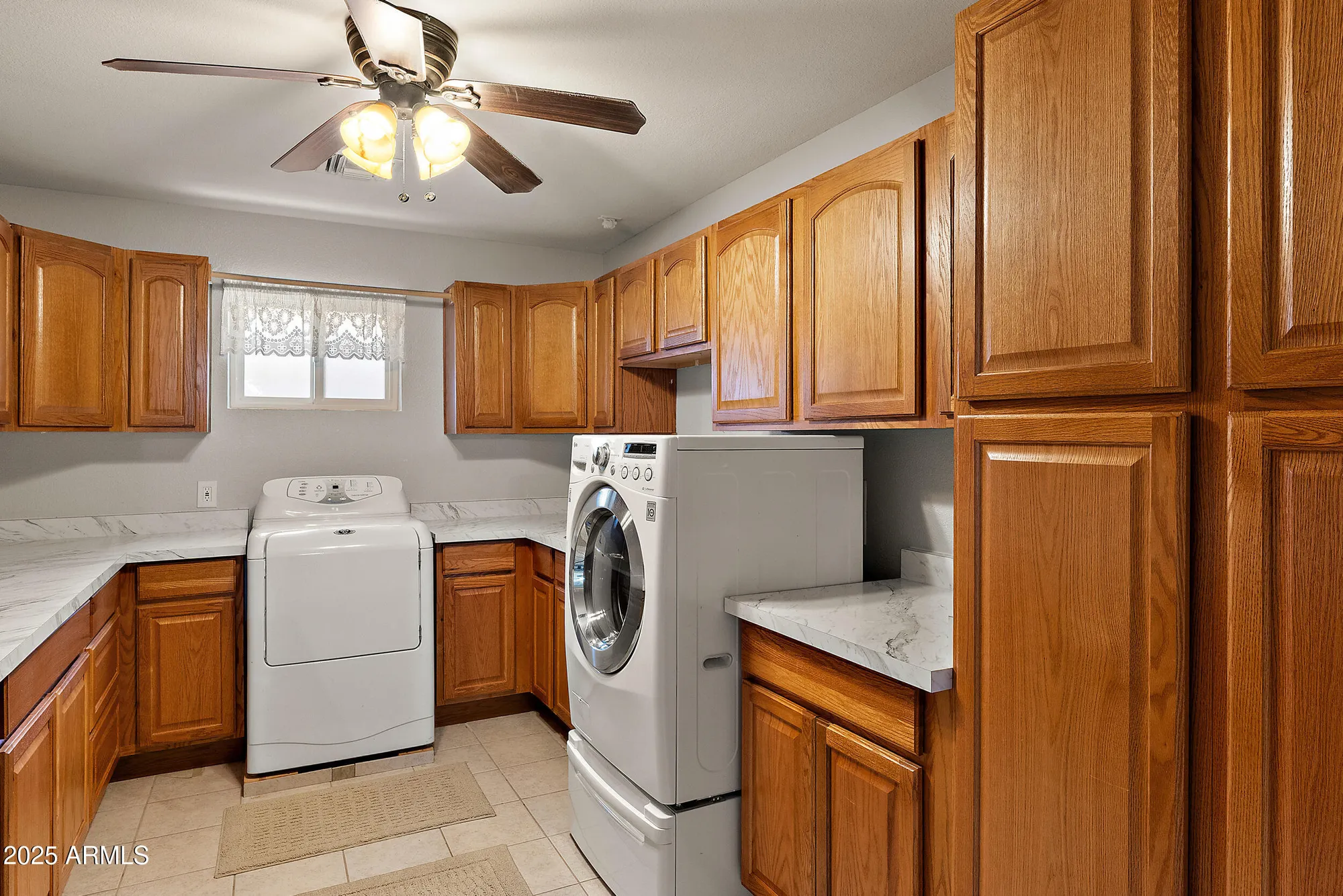 Property Slideshow image 17 of 52 | 5109 e enid ave, Mesa, AZ, 85206