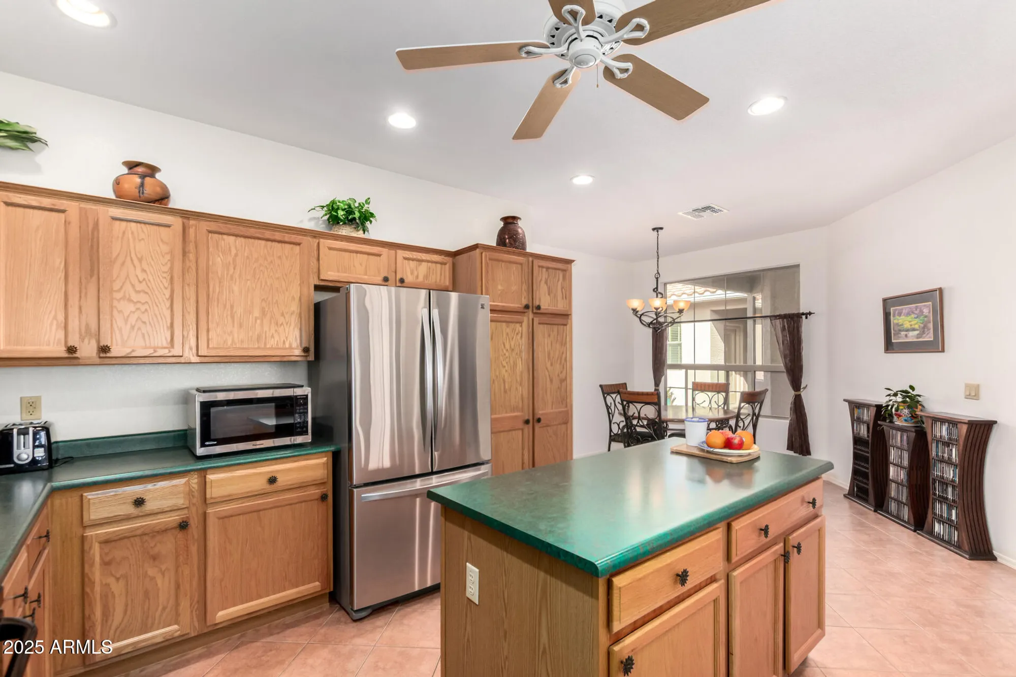 Property Slideshow image 12 of 54 | 24419 s lakestar dr, Sun Lakes, AZ, 85248