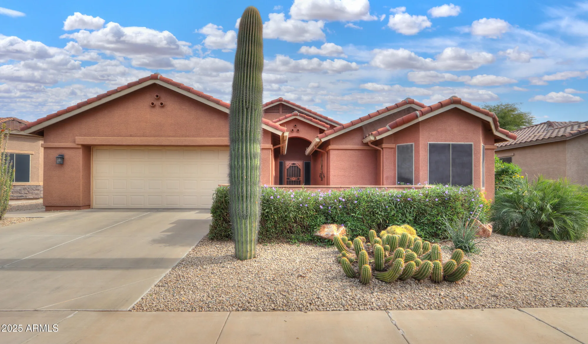 Property Slideshow image 2 of 43 | 140 s agua fria ln, Casa Grande, AZ, 85194