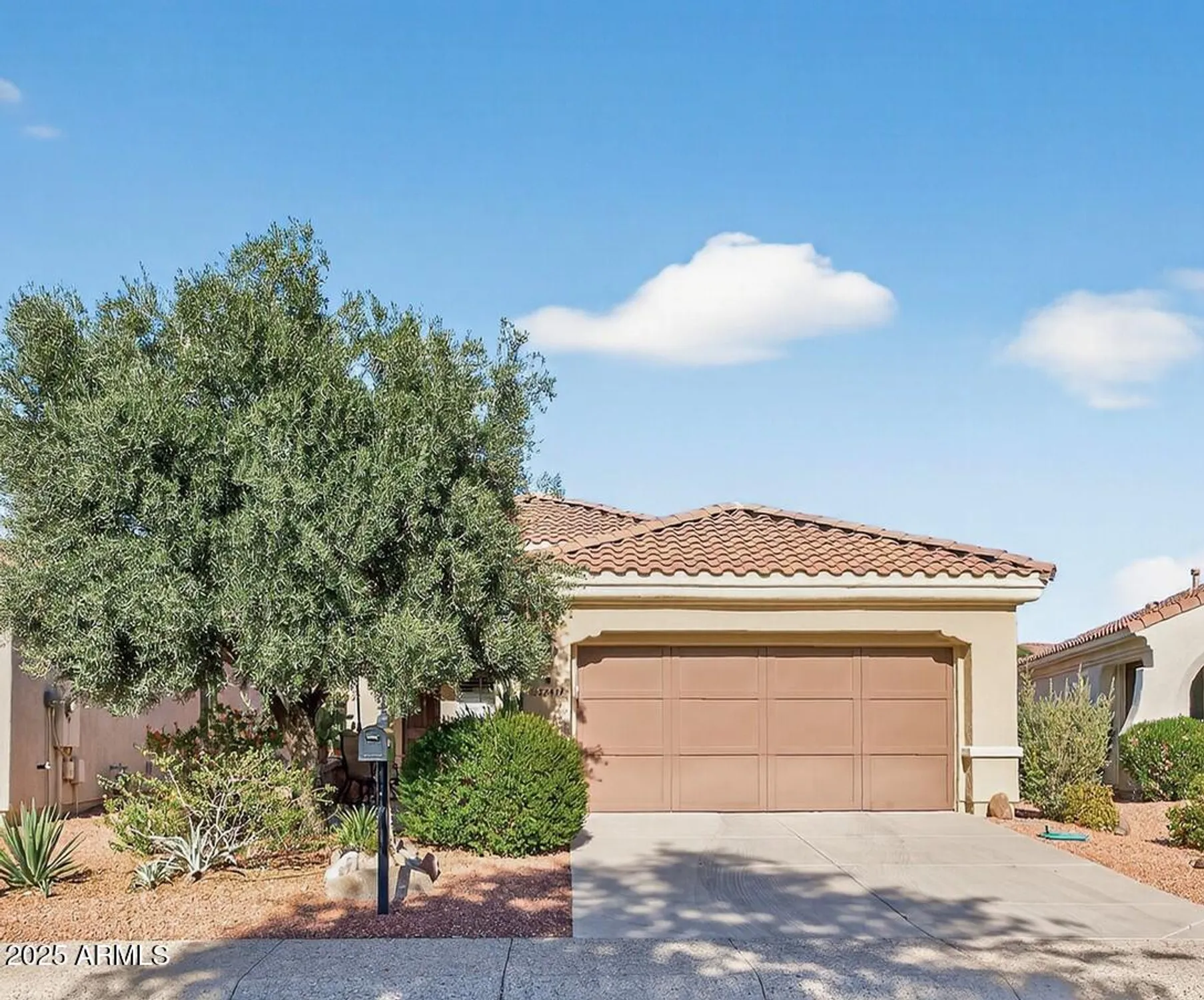 Property Slideshow image 1 of 46 | 22417 n los gatos dr, Sun City West, AZ, 85375