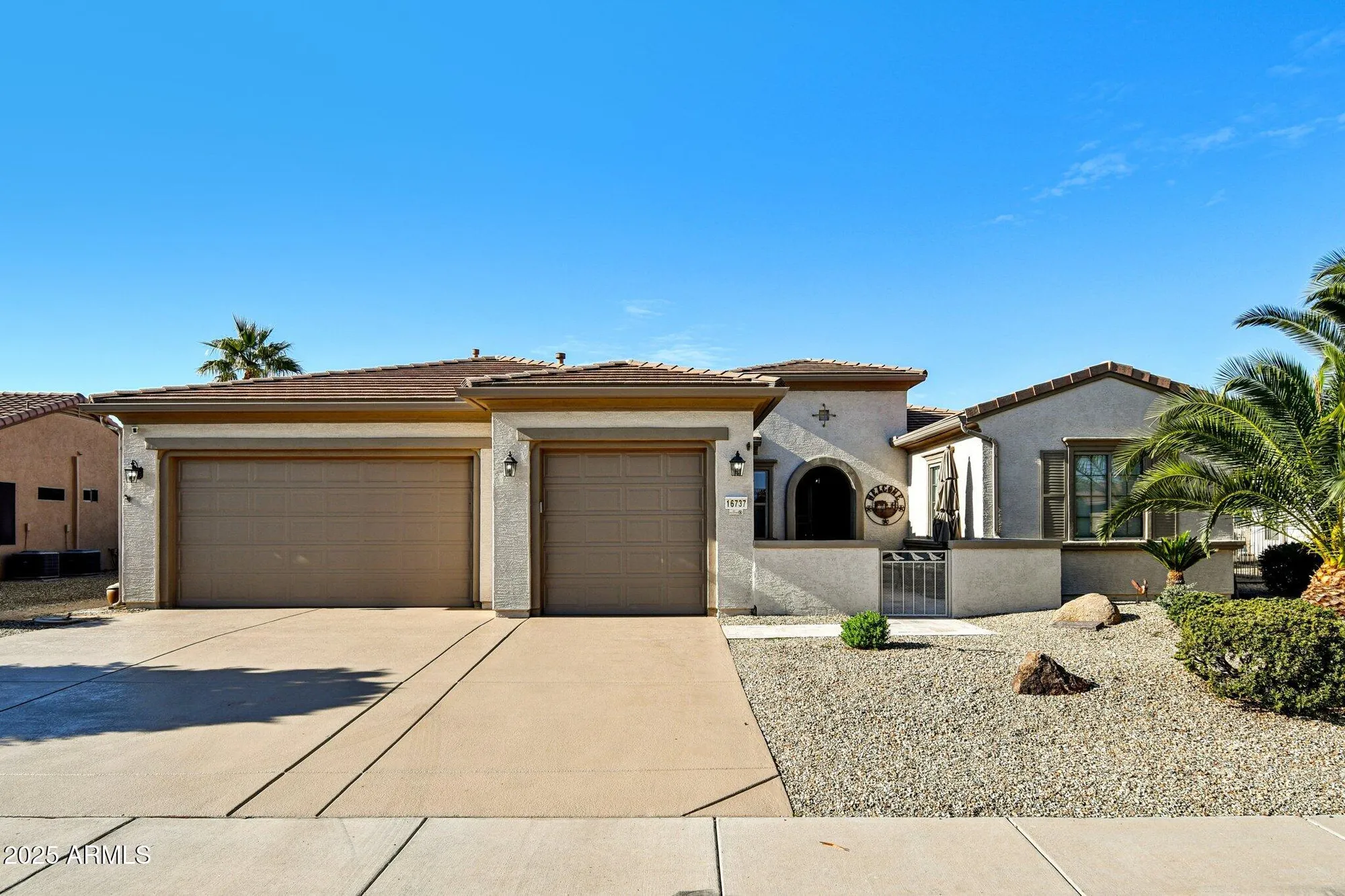 Property Slideshow image 1 of 37 | 16737 w loma verde trl, Surprise, AZ, 85387