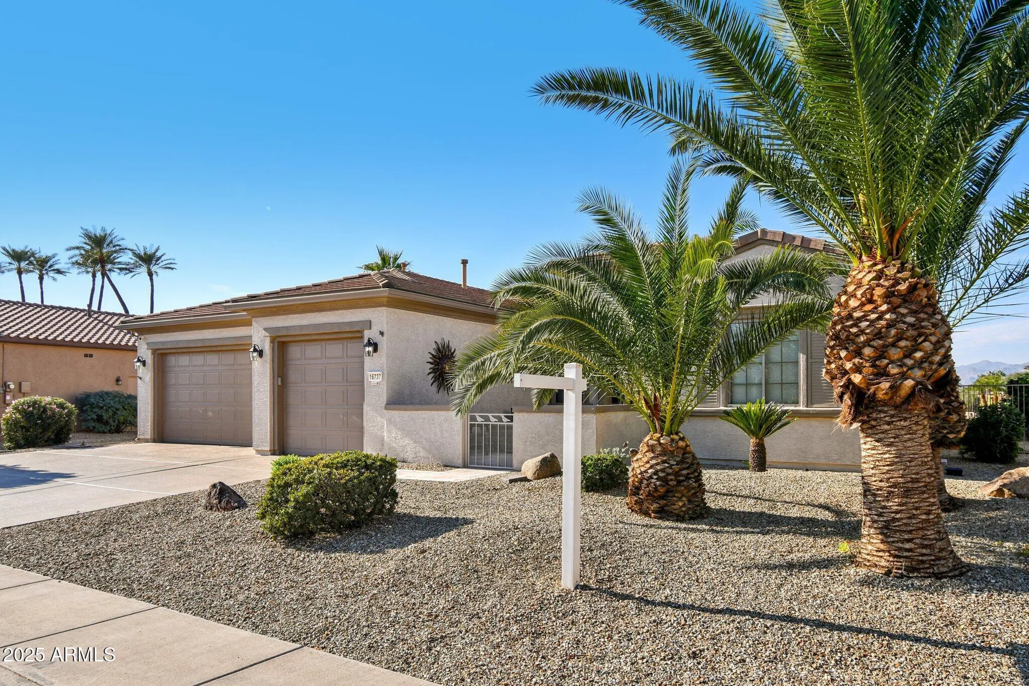 Property Slideshow image 2 of 37 | 16737 w loma verde trl, Surprise, AZ, 85387