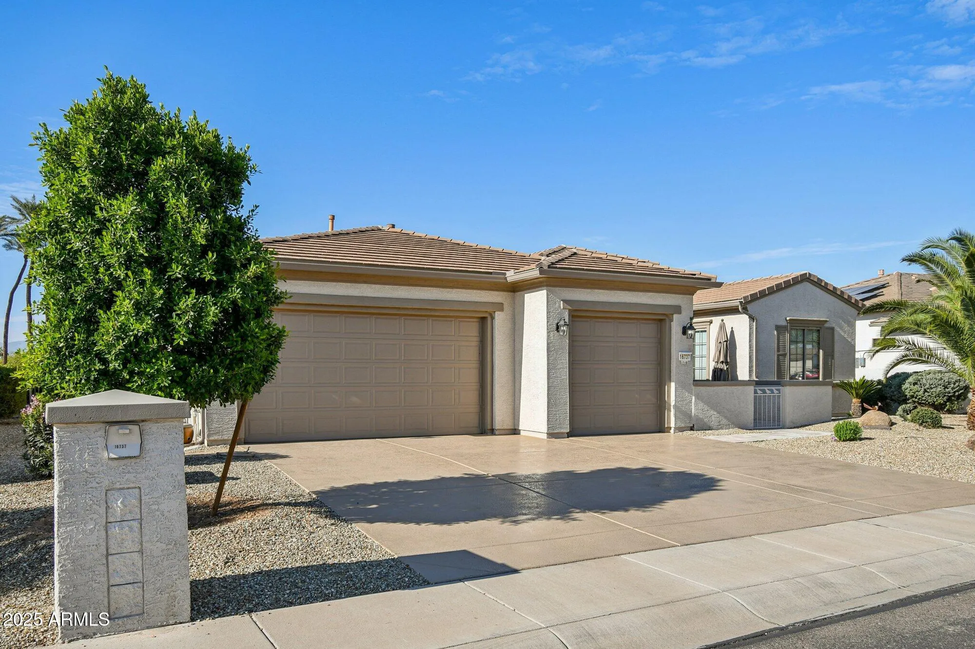 Property Slideshow image 3 of 37 | 16737 w loma verde trl, Surprise, AZ, 85387