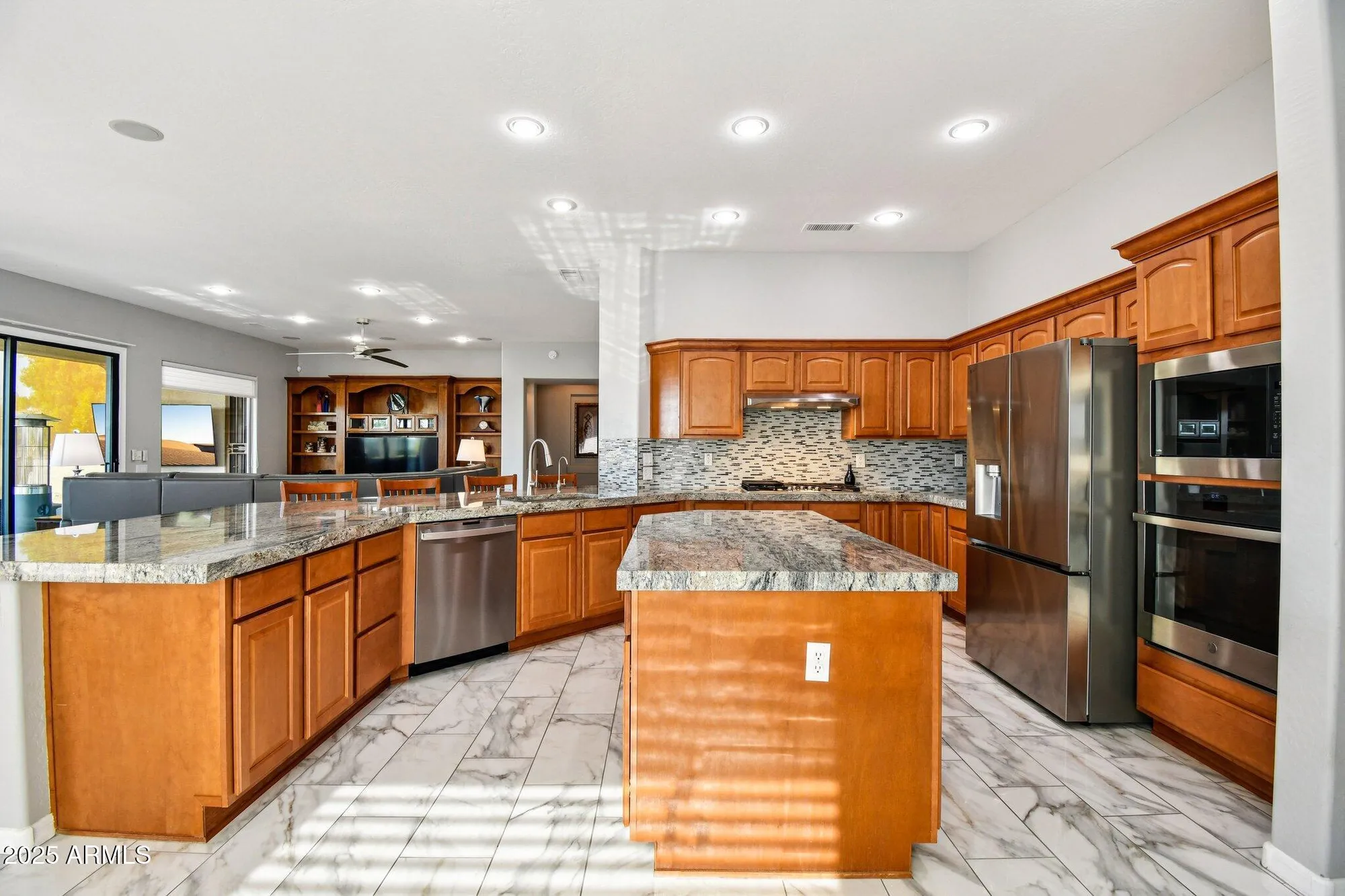 Property Slideshow image 9 of 37 | 16737 w loma verde trl, Surprise, AZ, 85387