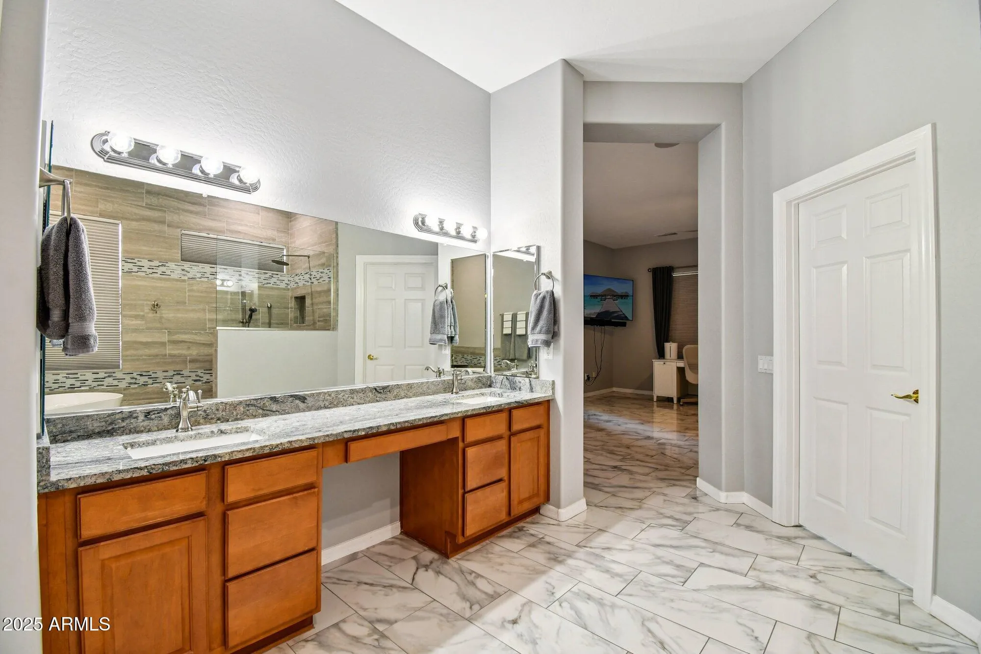 Property Slideshow image 16 of 37 | 16737 w loma verde trl, Surprise, AZ, 85387