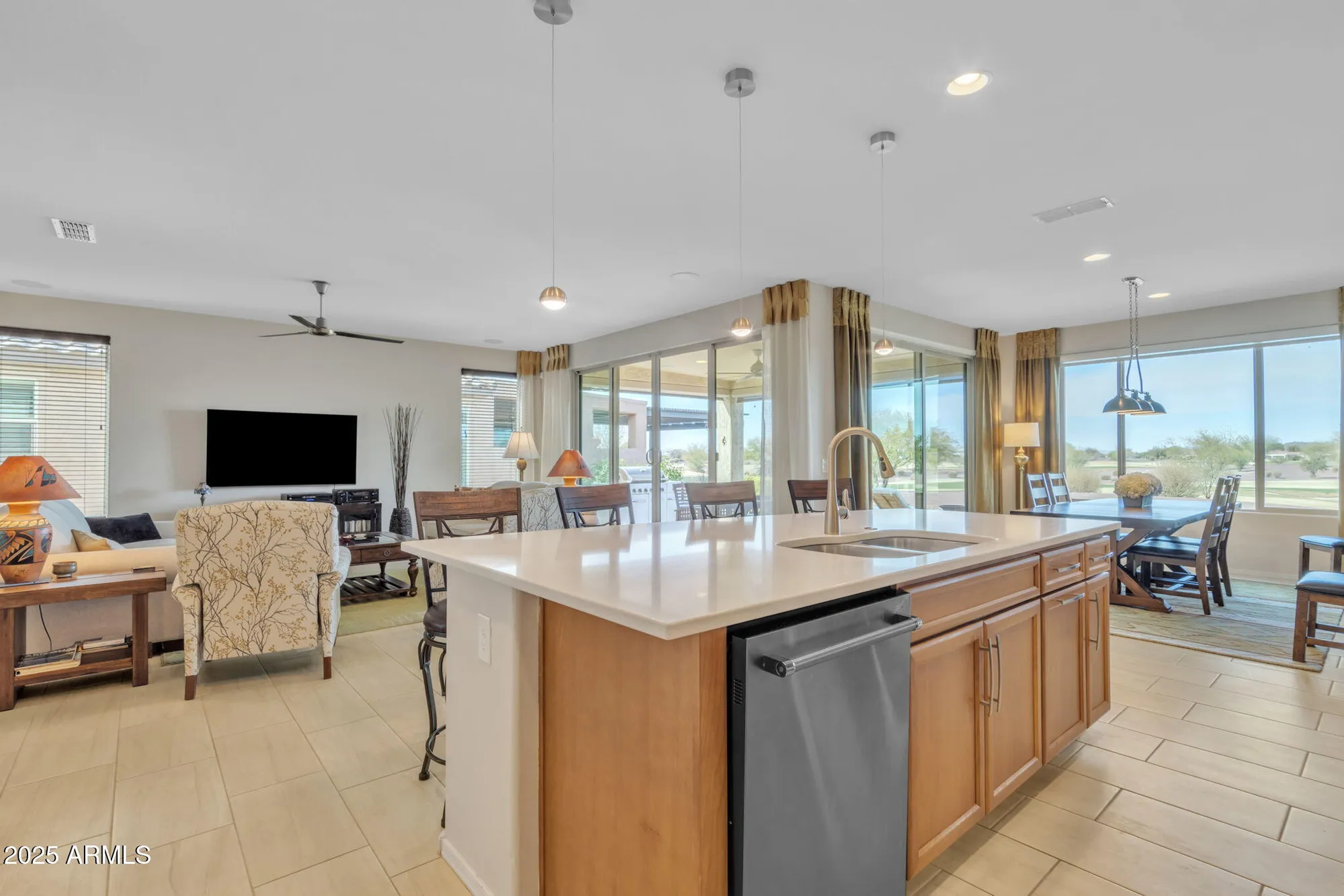 Property Slideshow image 12 of 75 | 3956 n san marin dr, Florence, AZ, 85132