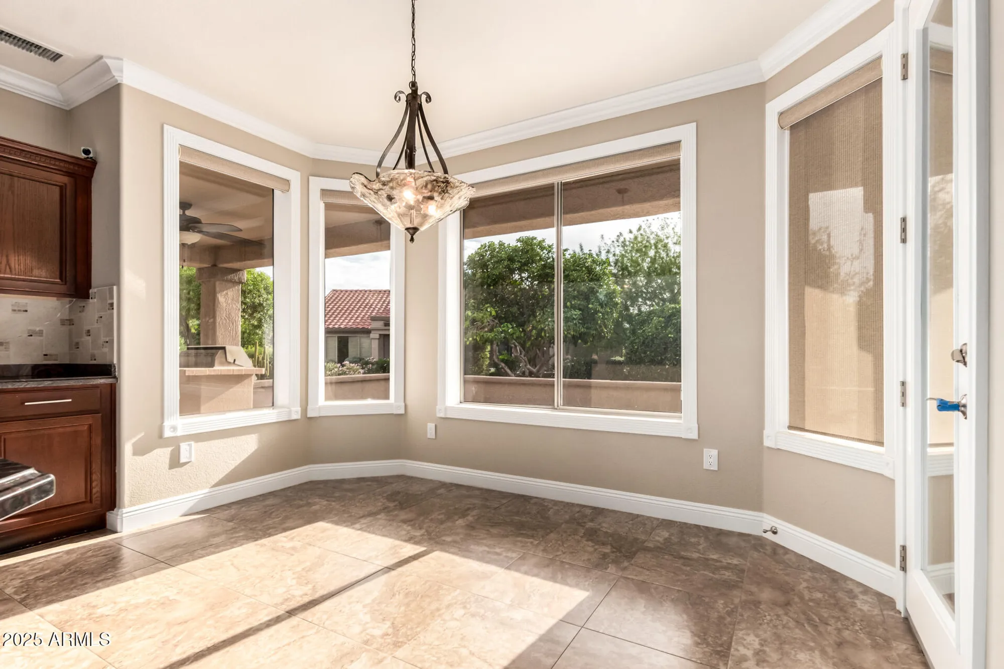 Property Slideshow image 15 of 45 | 18020 n timber ridge dr, Surprise, AZ, 85374