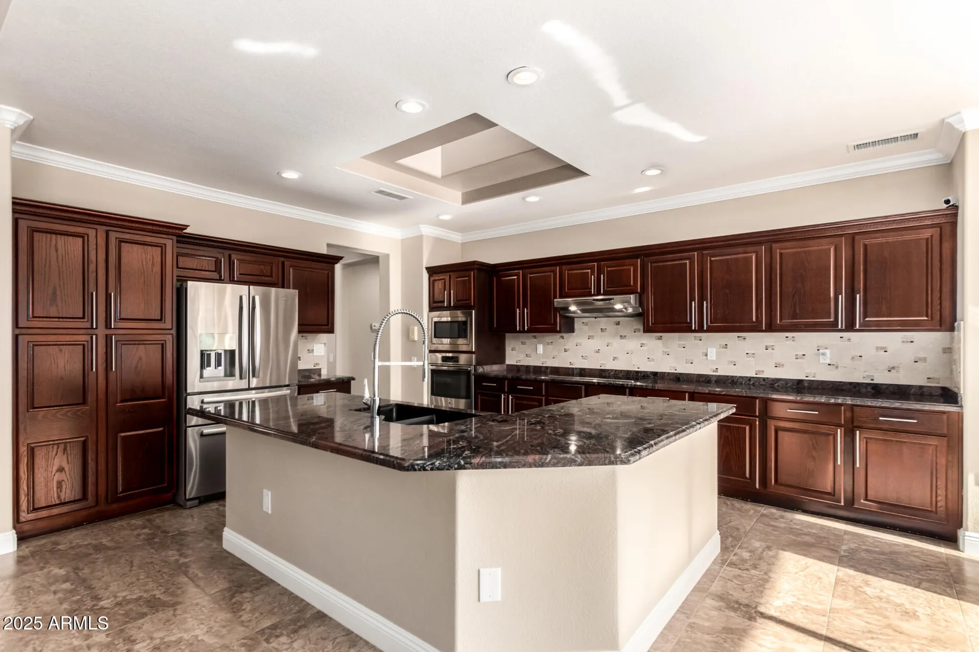 Property Slideshow image 16 of 45 | 18020 n timber ridge dr, Surprise, AZ, 85374