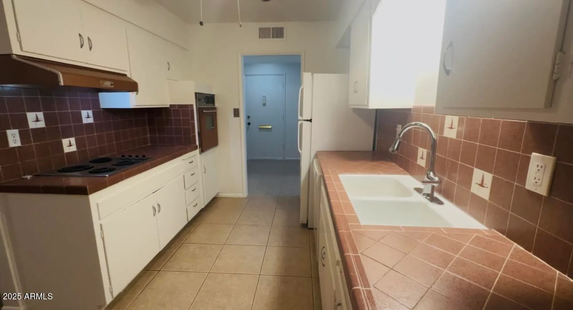 Property Slideshow image 20 of 31 | 10613 w el rancho dr, Sun City, AZ, 85351