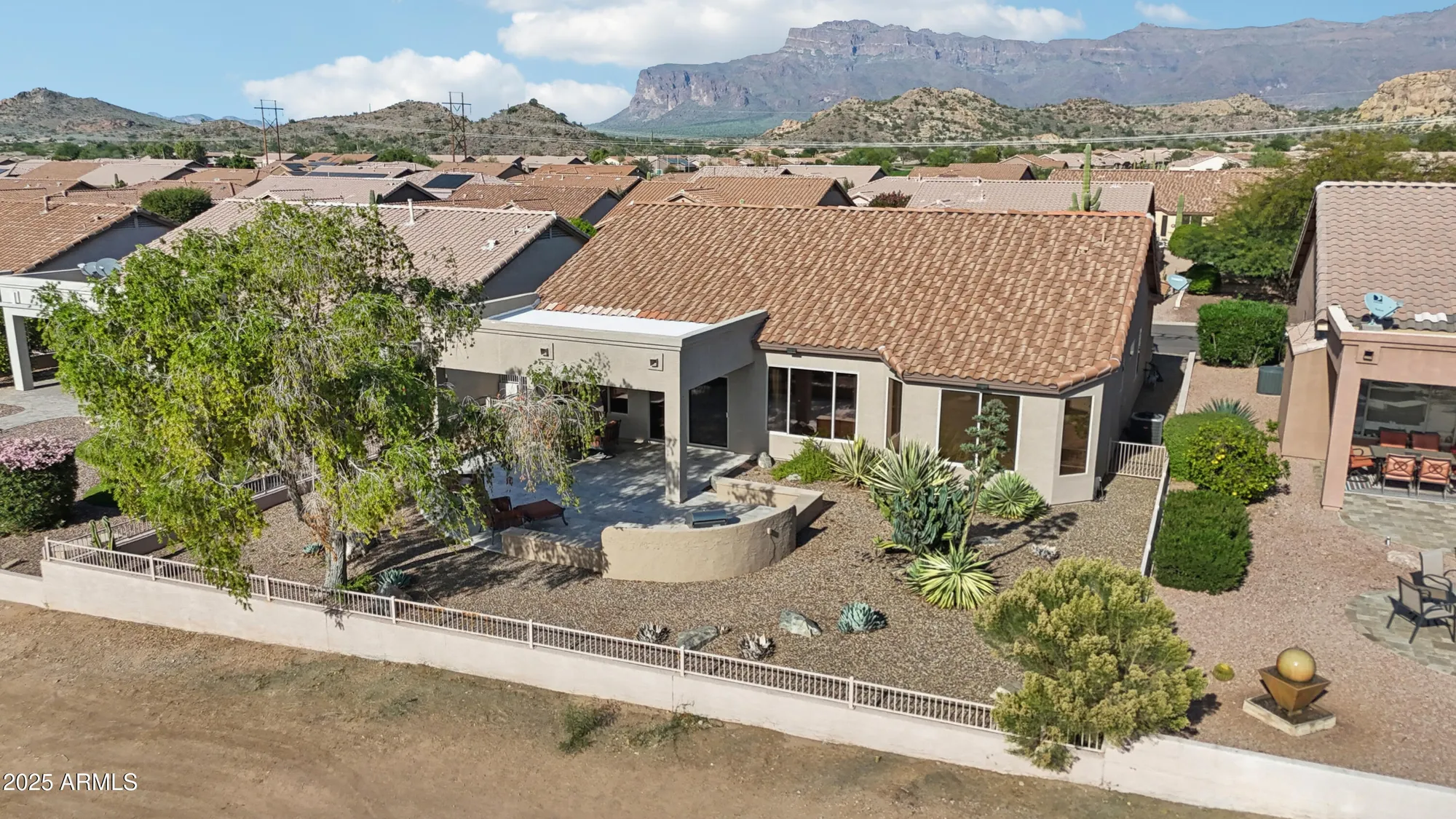 Property Slideshow image 1 of 47 | 7227 e texas ebony dr, Gold Canyon, AZ, 85118