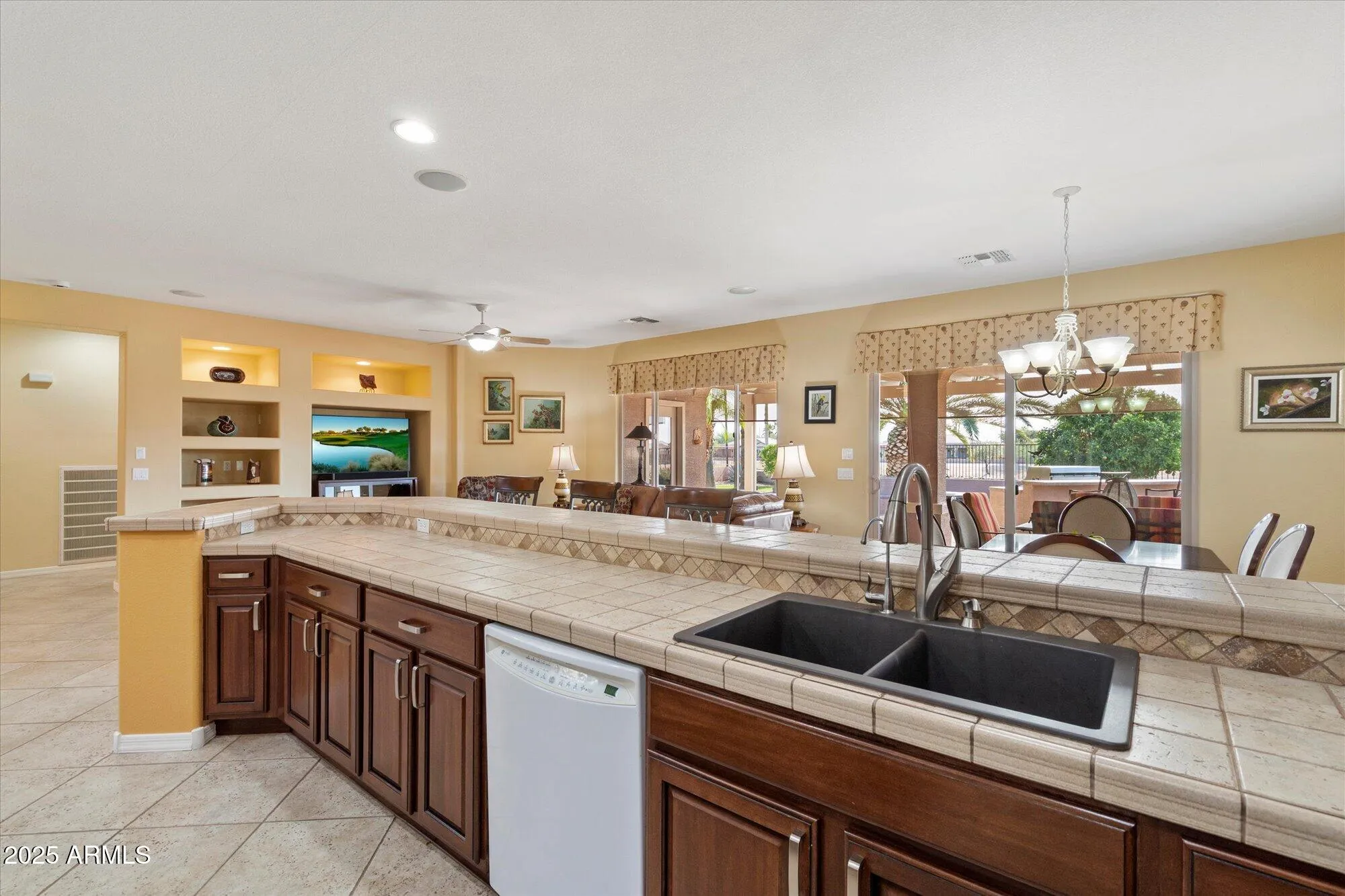 Property Slideshow image 16 of 34 | 3511 e firestone dr, Chandler, AZ, 85249