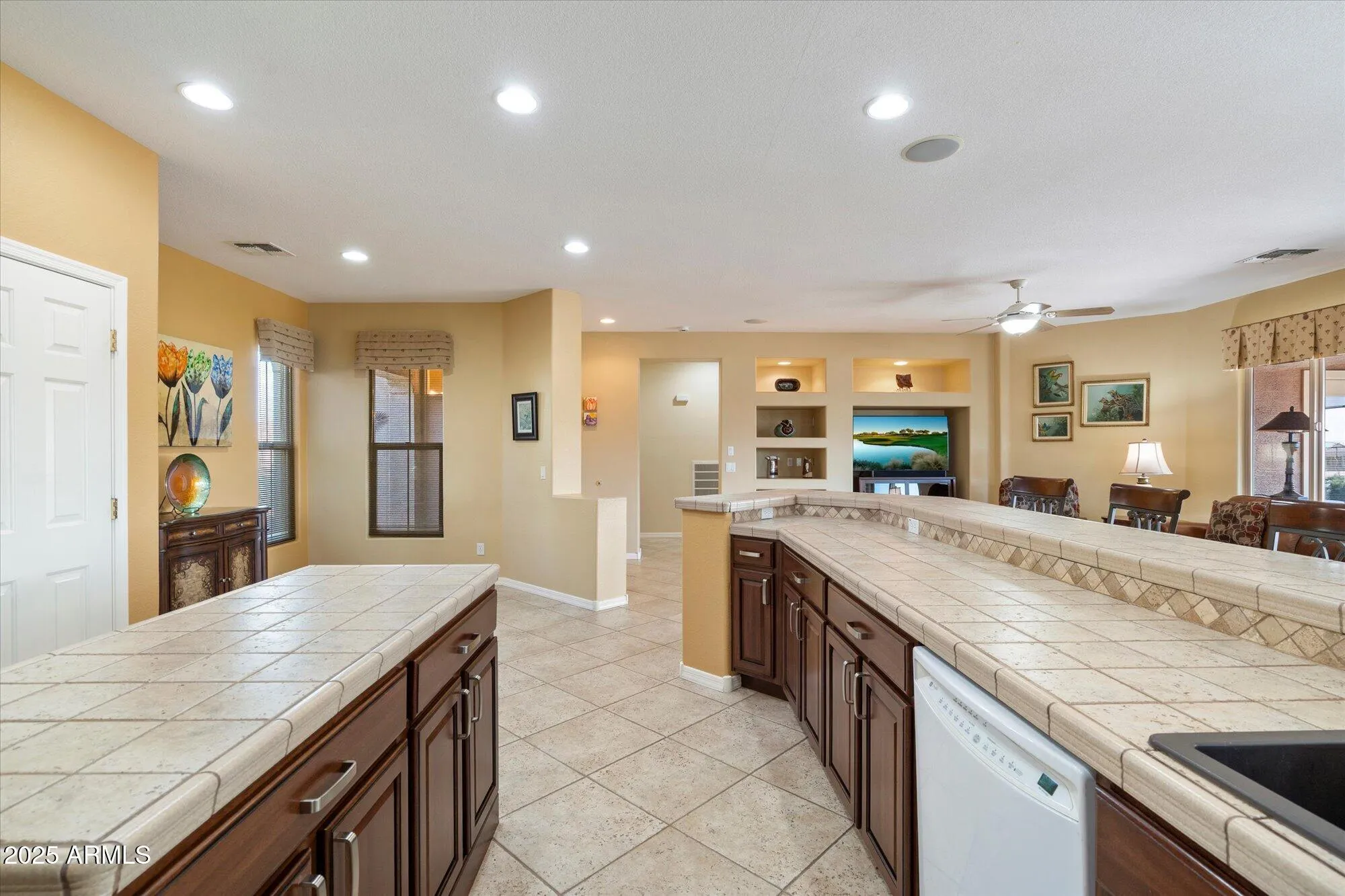 Property Slideshow image 17 of 34 | 3511 e firestone dr, Chandler, AZ, 85249
