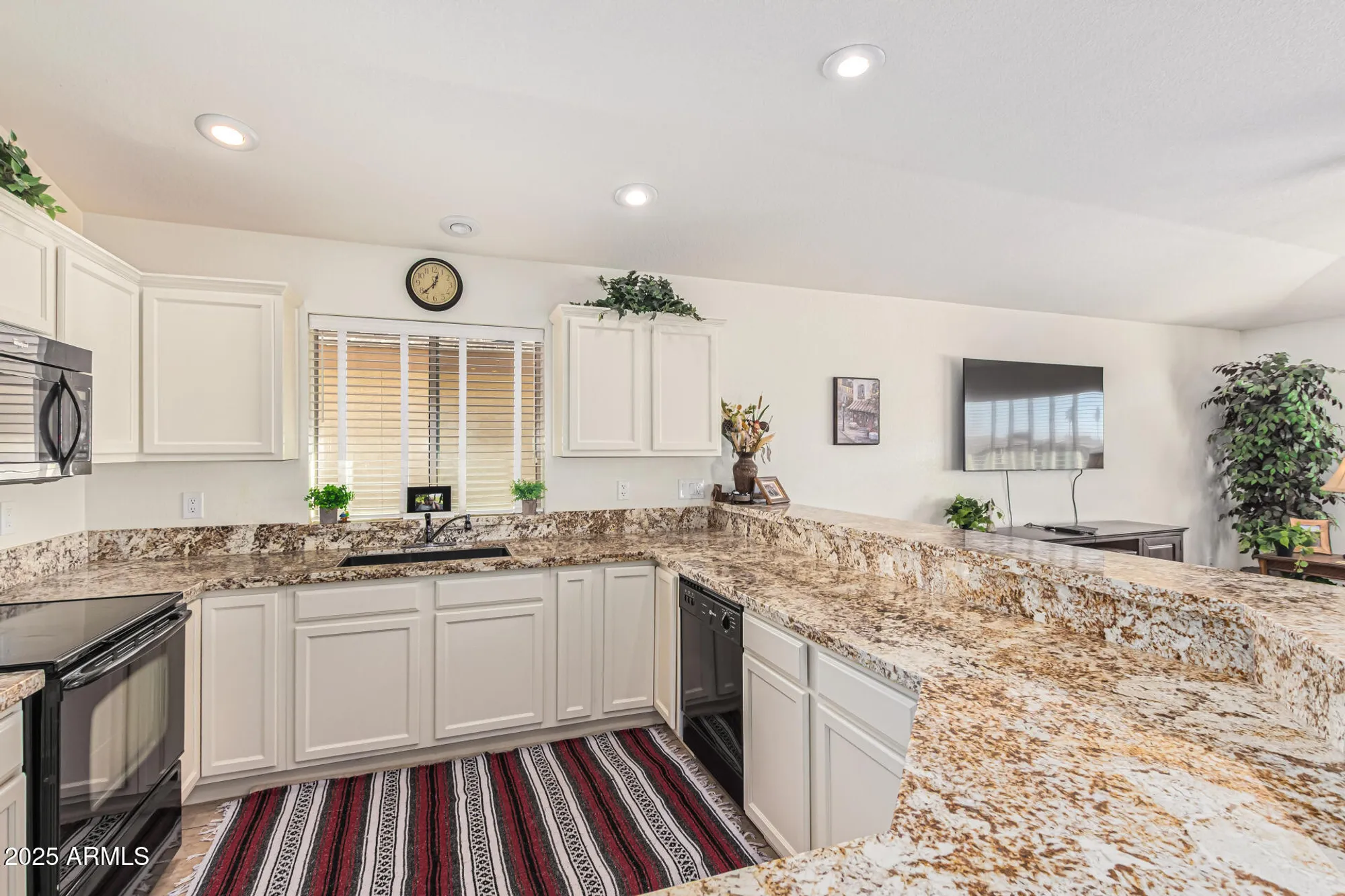 Property Slideshow image 4 of 60 | 11250 e kilarea ave 214, Mesa, AZ, 85209