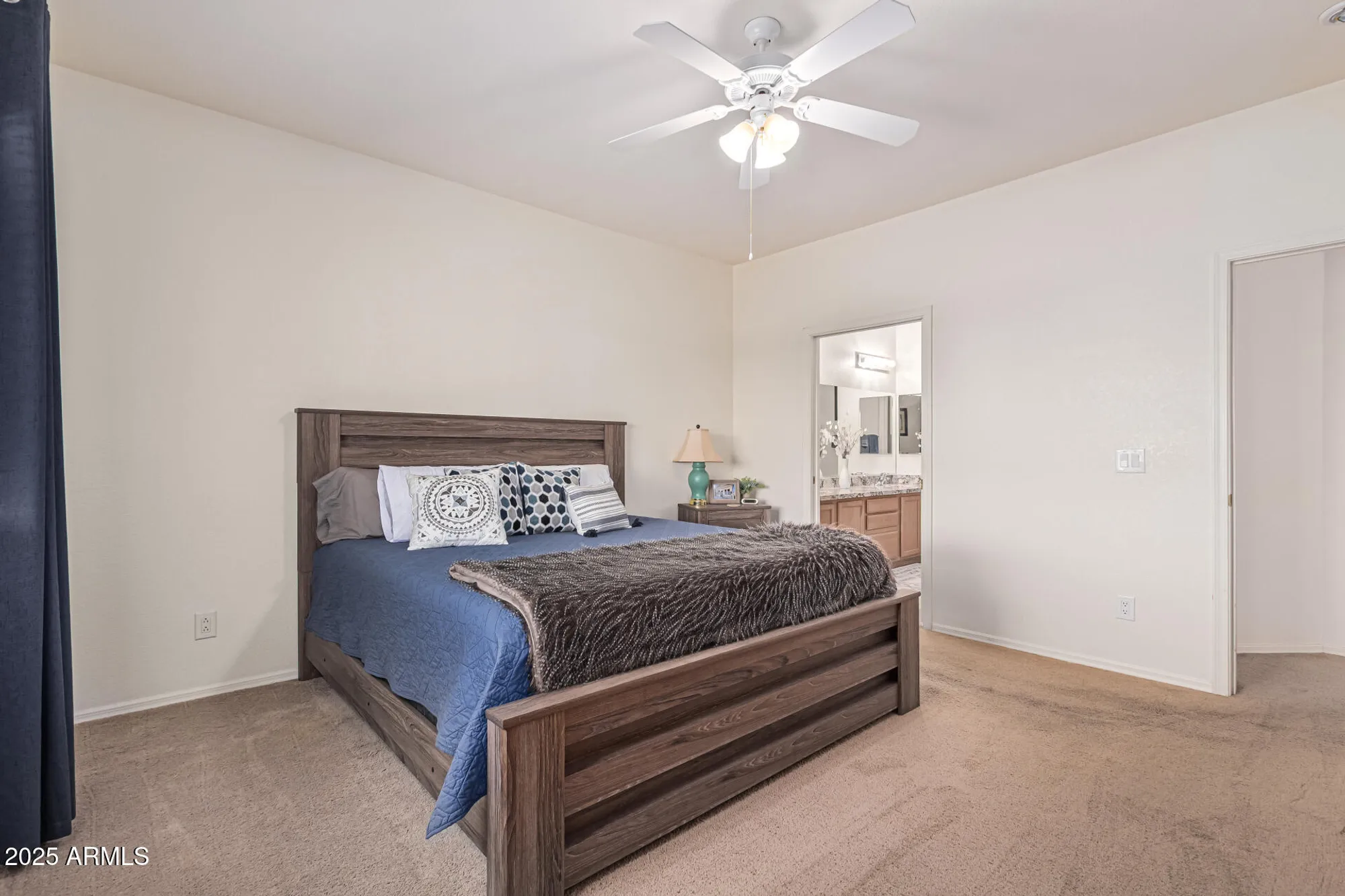 Property Slideshow image 15 of 60 | 11250 e kilarea ave 214, Mesa, AZ, 85209