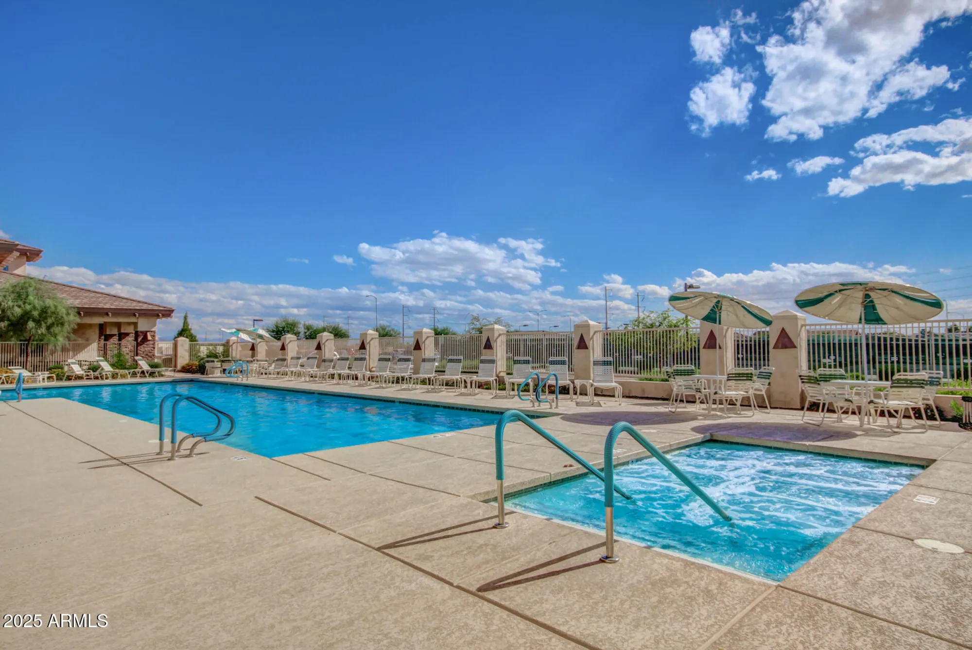 Property Slideshow image 38 of 60 | 11250 e kilarea ave 214, Mesa, AZ, 85209