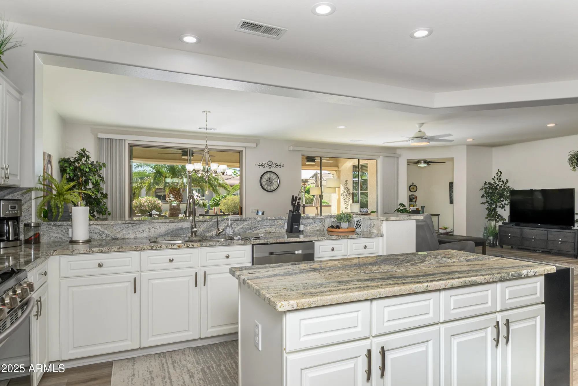 Property Slideshow image 17 of 35 | 17165 w nelson dr, Surprise, AZ, 85387