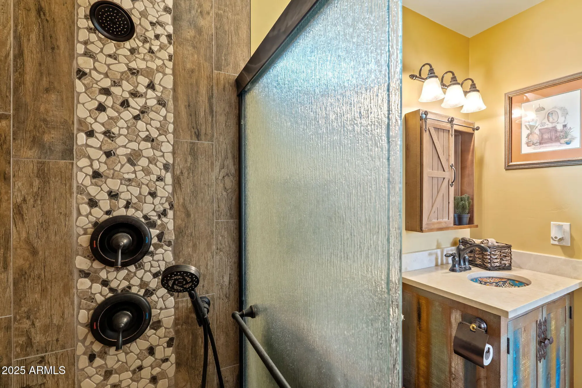 Property Slideshow image 22 of 48 | 7607 e northland dr, Scottsdale, AZ, 85251