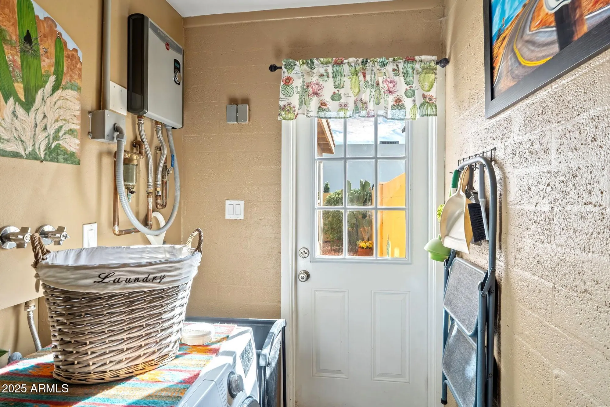 Property Slideshow image 27 of 48 | 7607 e northland dr, Scottsdale, AZ, 85251