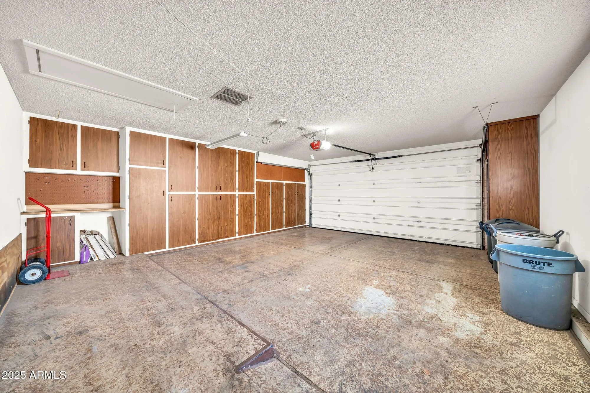 Property Slideshow image 46 of 47 | 17837 n country club dr, Sun City, AZ, 85373