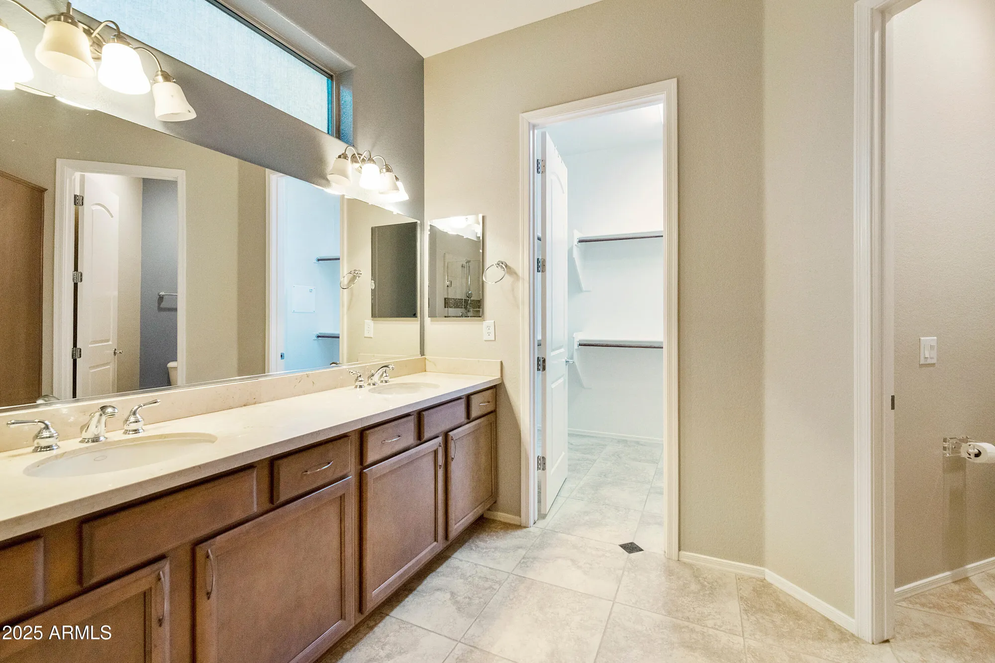 Property Slideshow image 19 of 49 | 4460 e carob dr, Gilbert, AZ, 85298