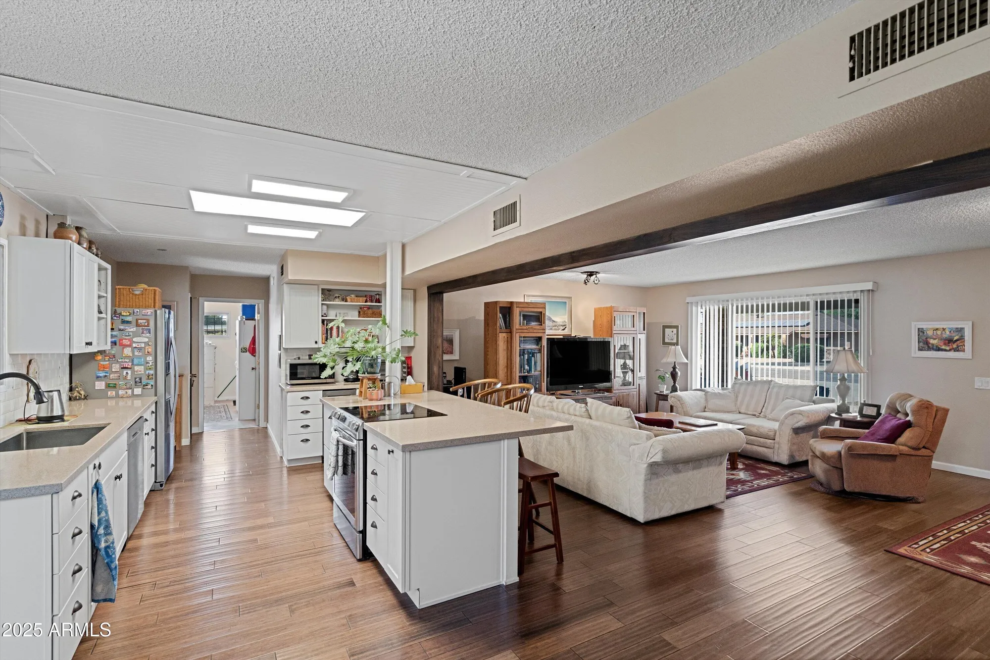 Property Slideshow image 7 of 39 | 18415 n 97th dr, Sun City, AZ, 85373