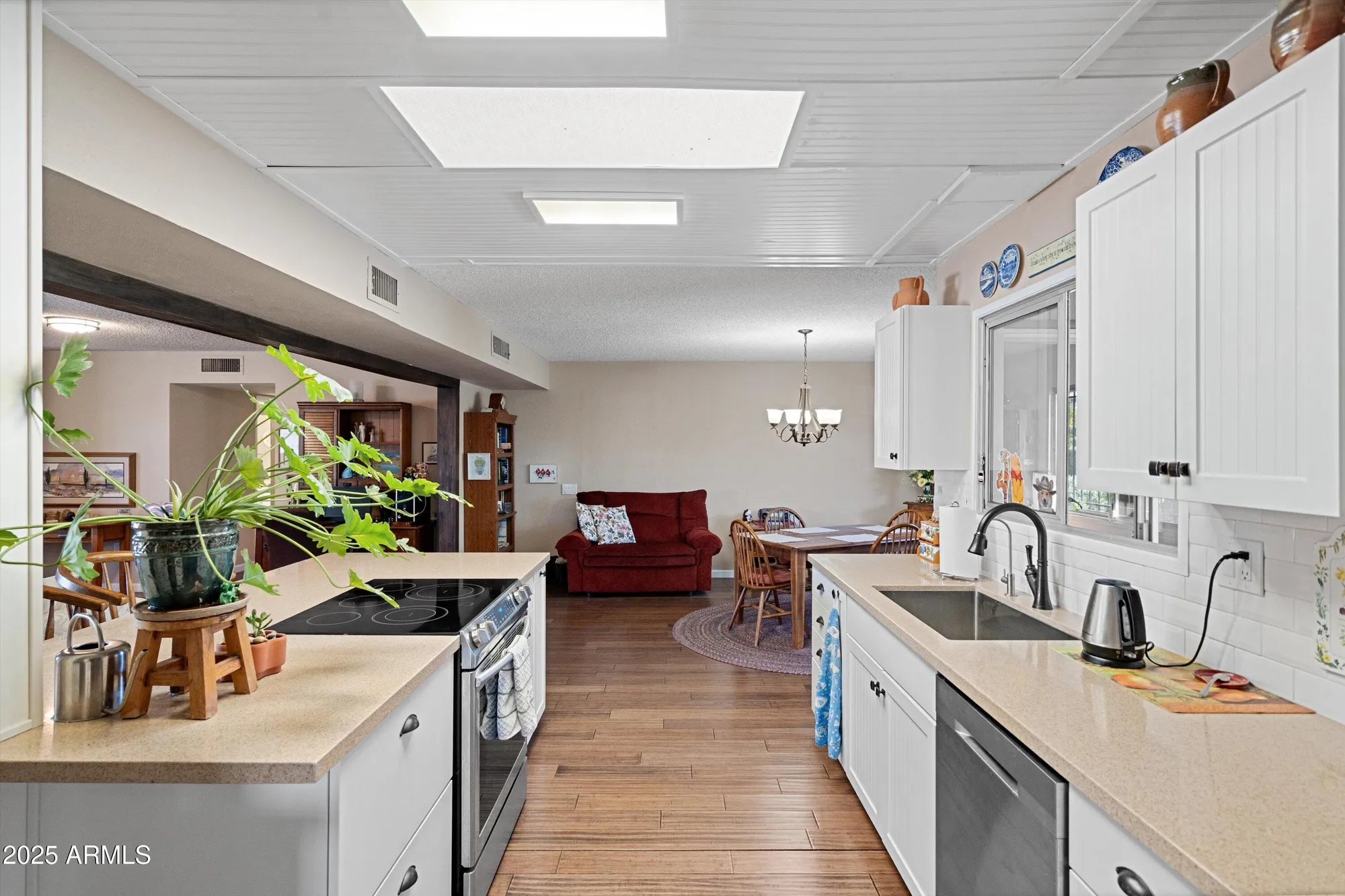 Property Slideshow image 11 of 39 | 18415 n 97th dr, Sun City, AZ, 85373