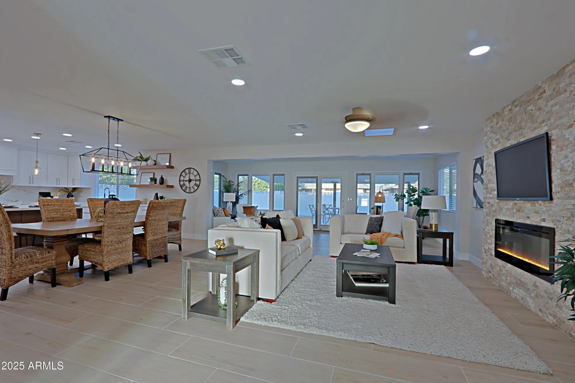 Property Slideshow image 23 of 58 | 10511 w kingswood cir, Sun City, AZ, 85351