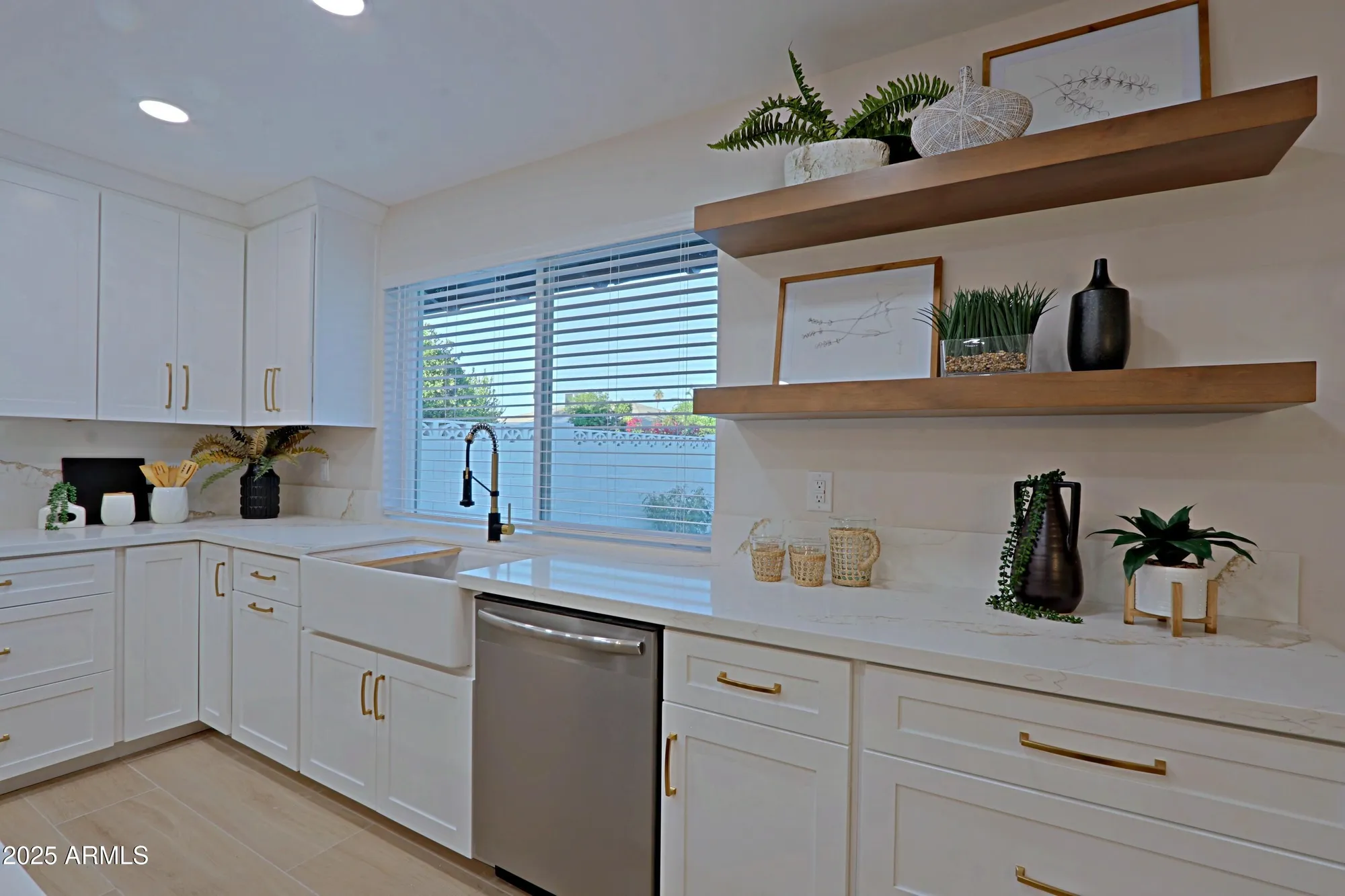 Property Slideshow image 34 of 58 | 10511 w kingswood cir, Sun City, AZ, 85351