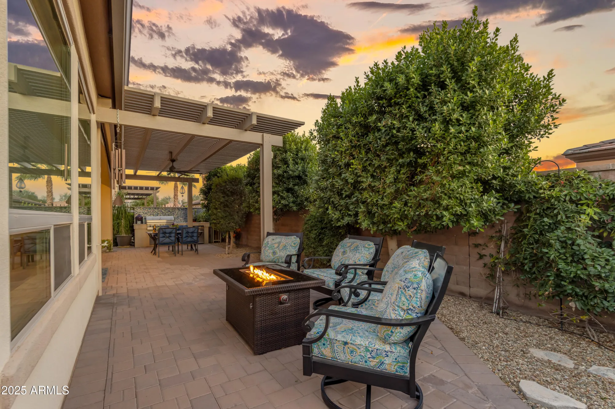 Property Slideshow image 12 of 87 | 829 e snowy farm dr, Queen Creek, AZ, 85140