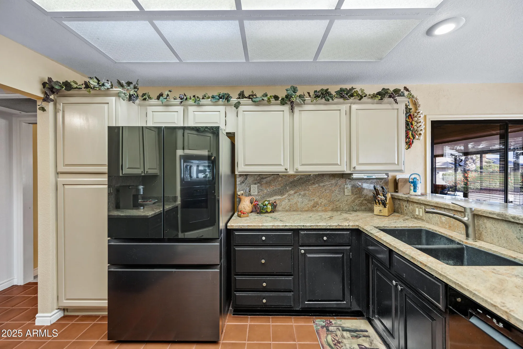 Property Slideshow image 21 of 55 | 21215 n 134th way, Sun City West, AZ, 85375